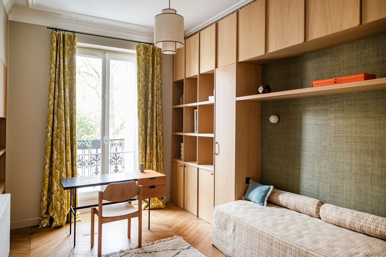 home office contemporary decor Photo: © Julien Pépy
