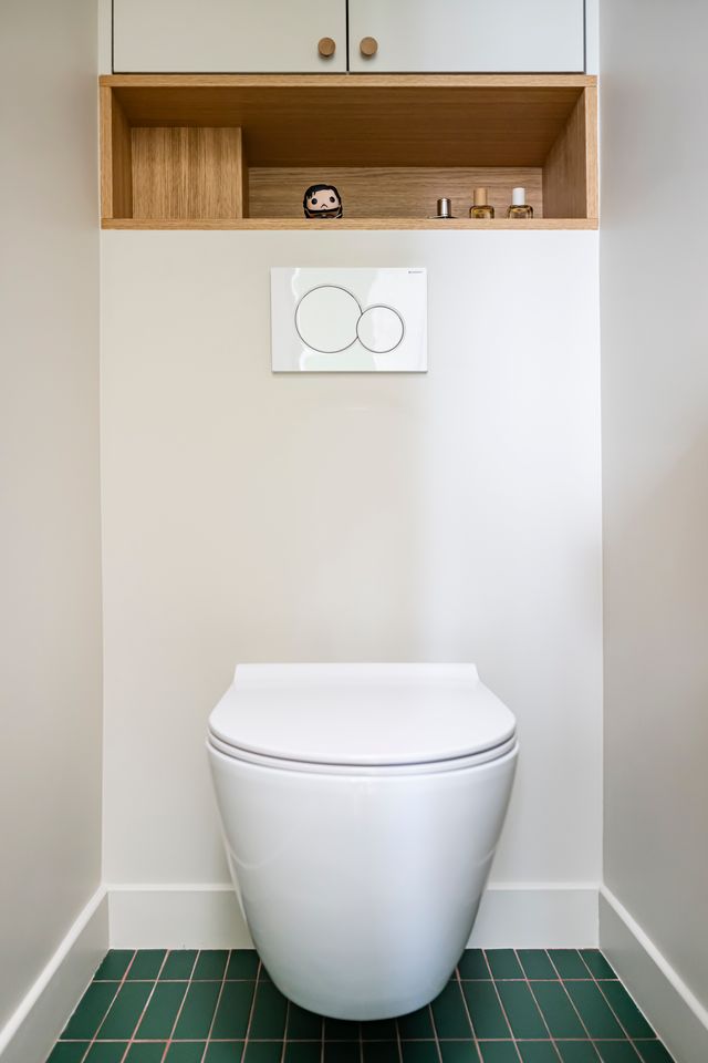 toilets restroom wc modern design Photo: © Julien Pépy