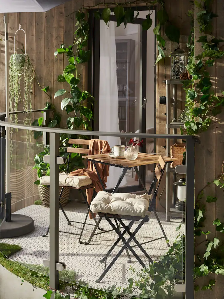 furnished narrow balcony by IKEA