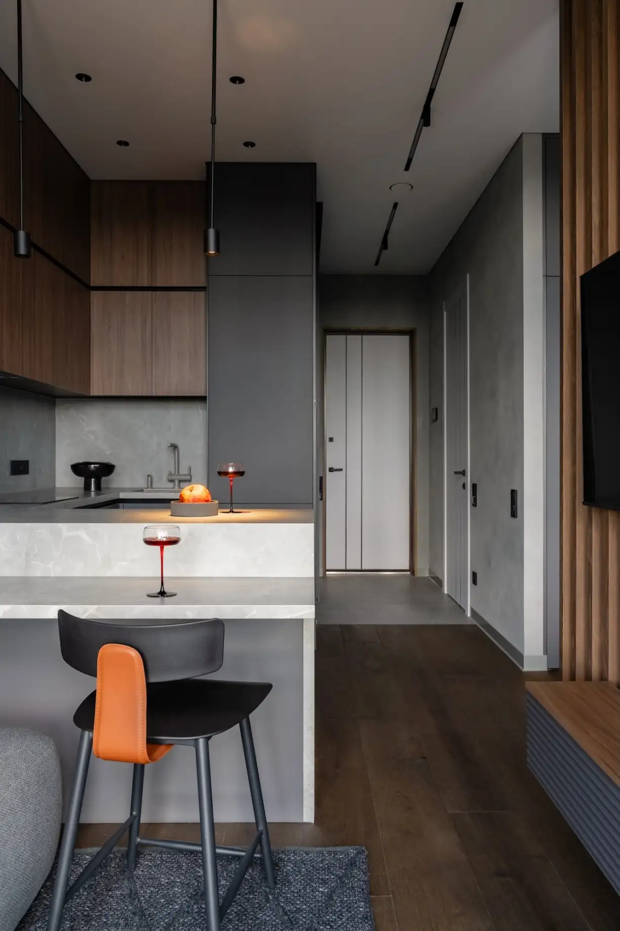 cuisine ouverte et espace salon décoration design grise studio 30m2