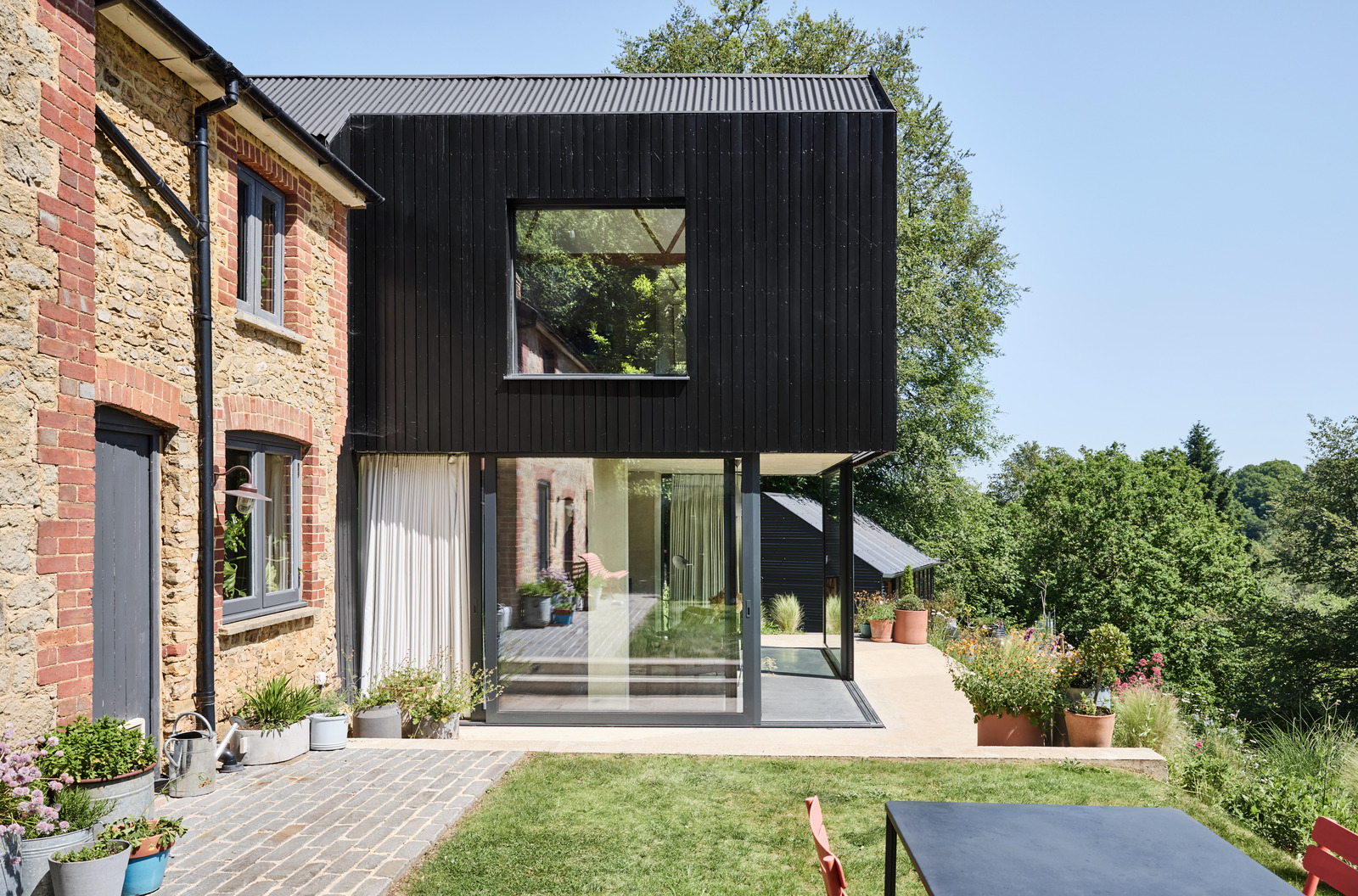 cottage anglais ancien avec extension contemporaine cottage anglais ancien avec extension contemporaine