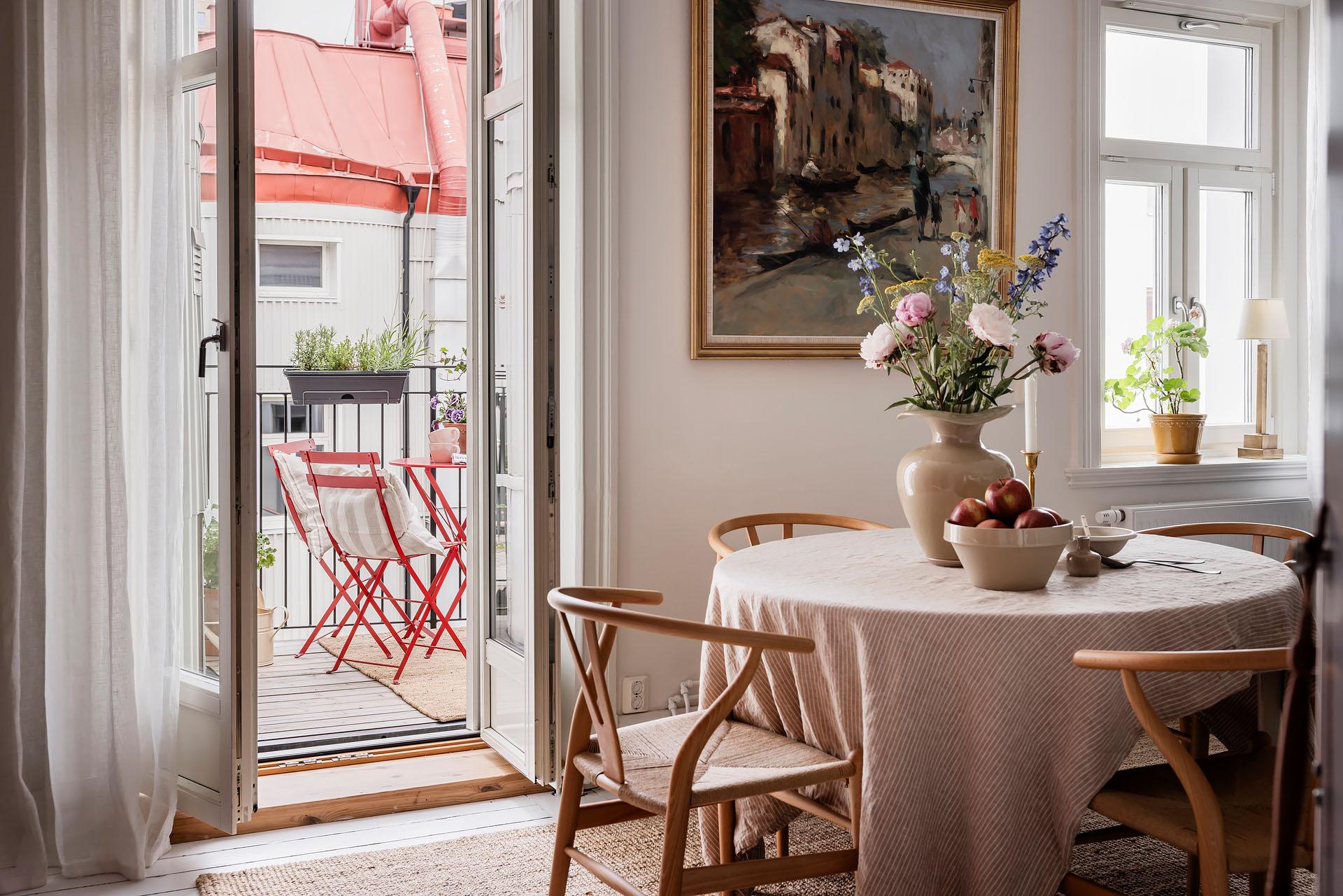 cuisine et salle à manger décoration scandinave appartement ancien 81m2