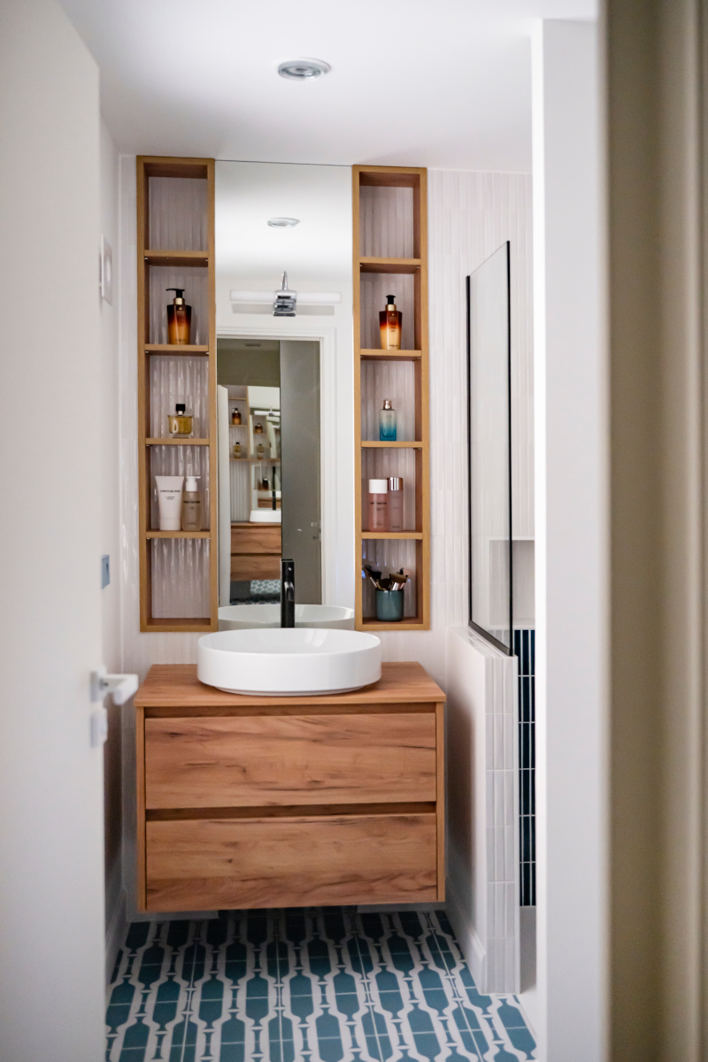 salle de bain appartement de 60m2 rénové à Paris Photo : ©Julien Pépy