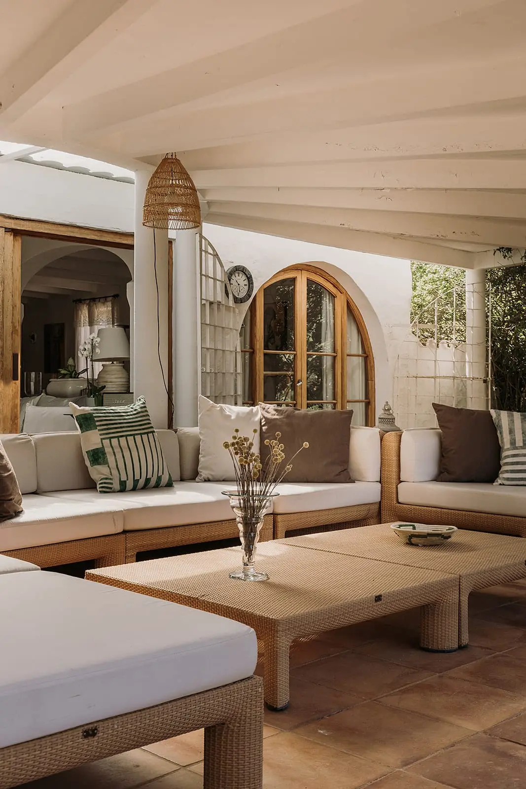 terrasse finca du 19e siècle rénovée maison Minorque terrasse finca du 19e siècle rénovée maison Minorque