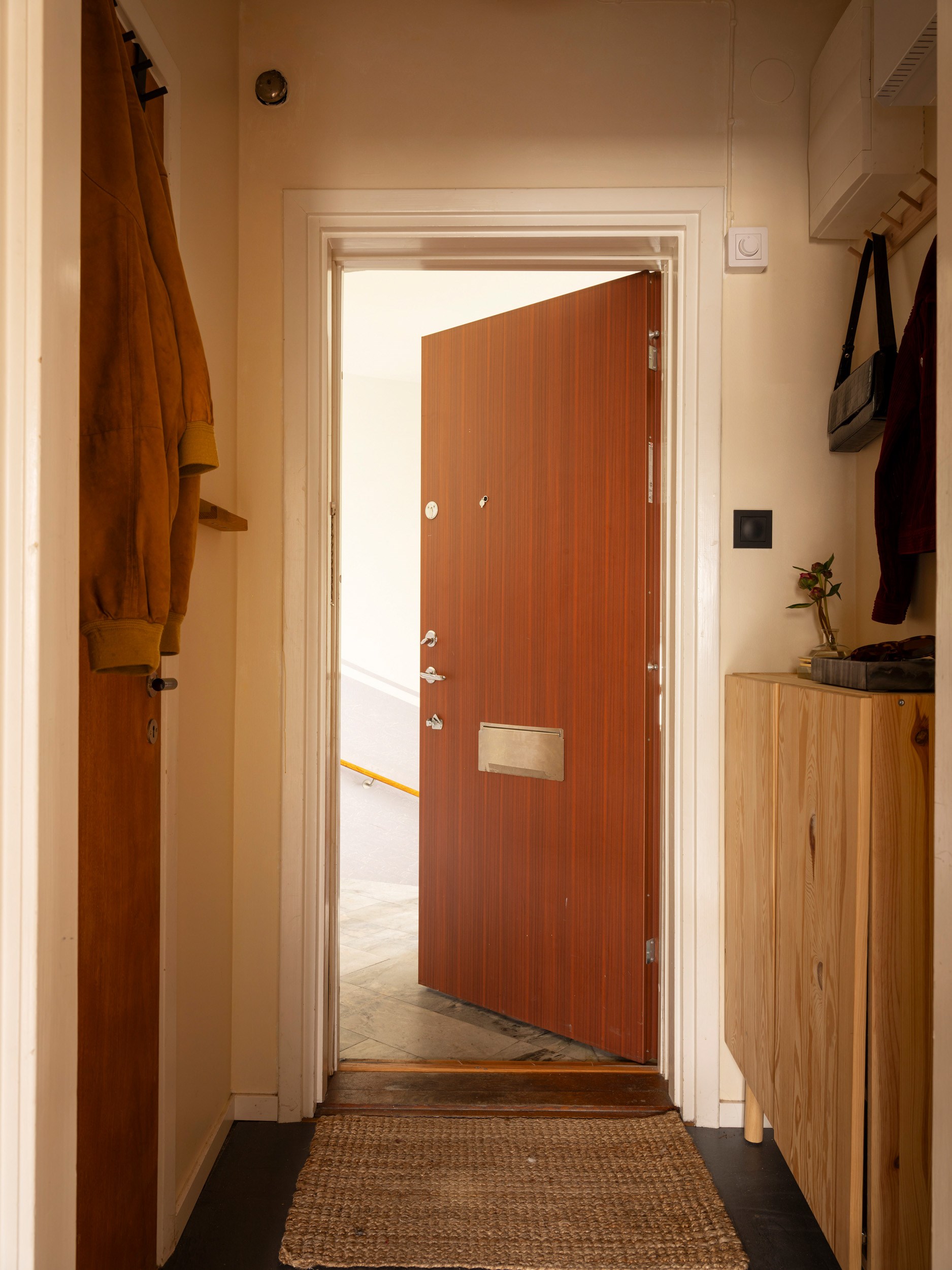 entryway entryway