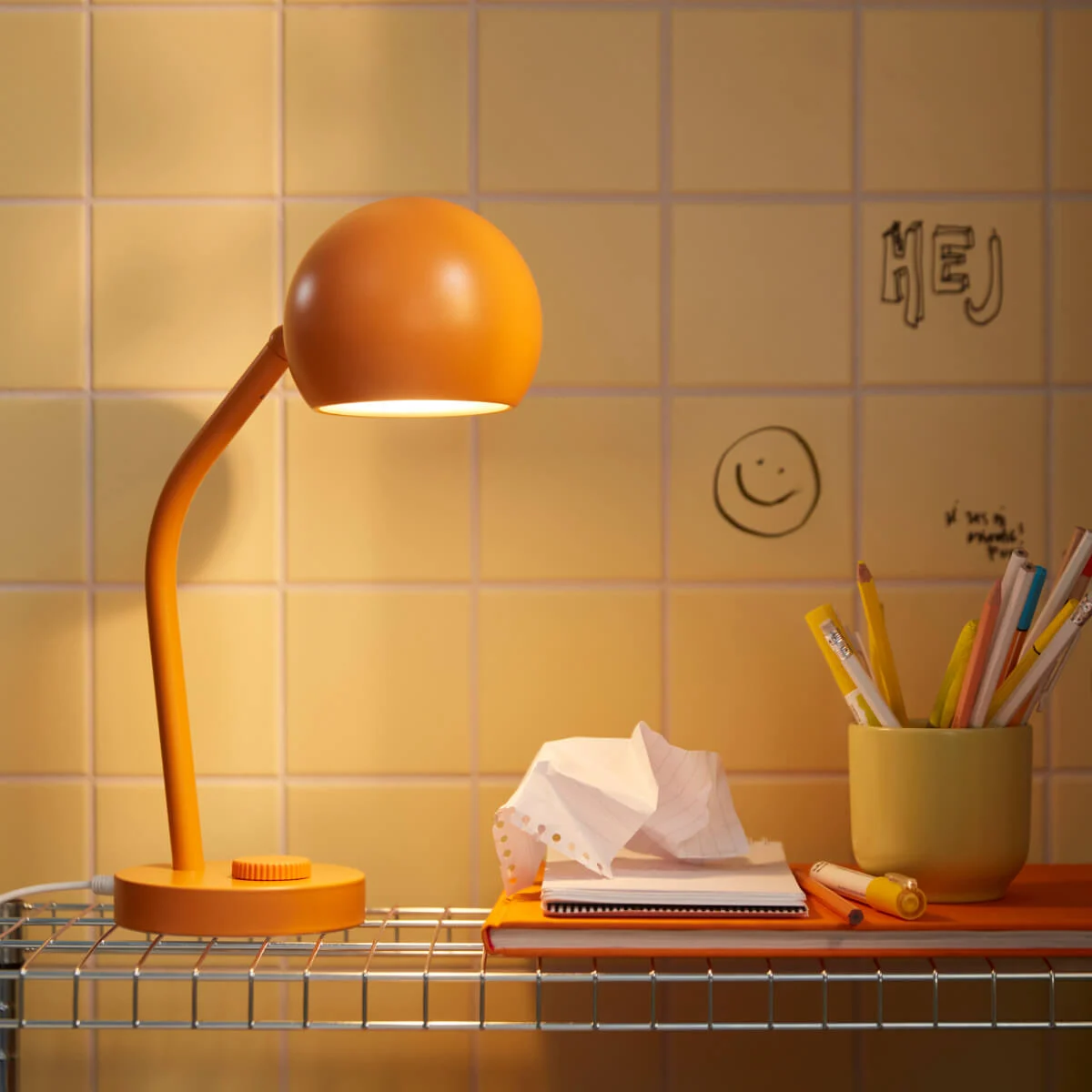 lampe de bureau orange