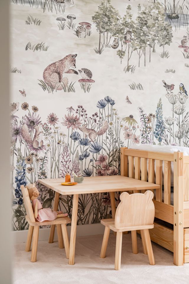 chambre enfant papier-peint panoramique décoration contemporaine appartement Paris Photo : ©Julien Pépy
