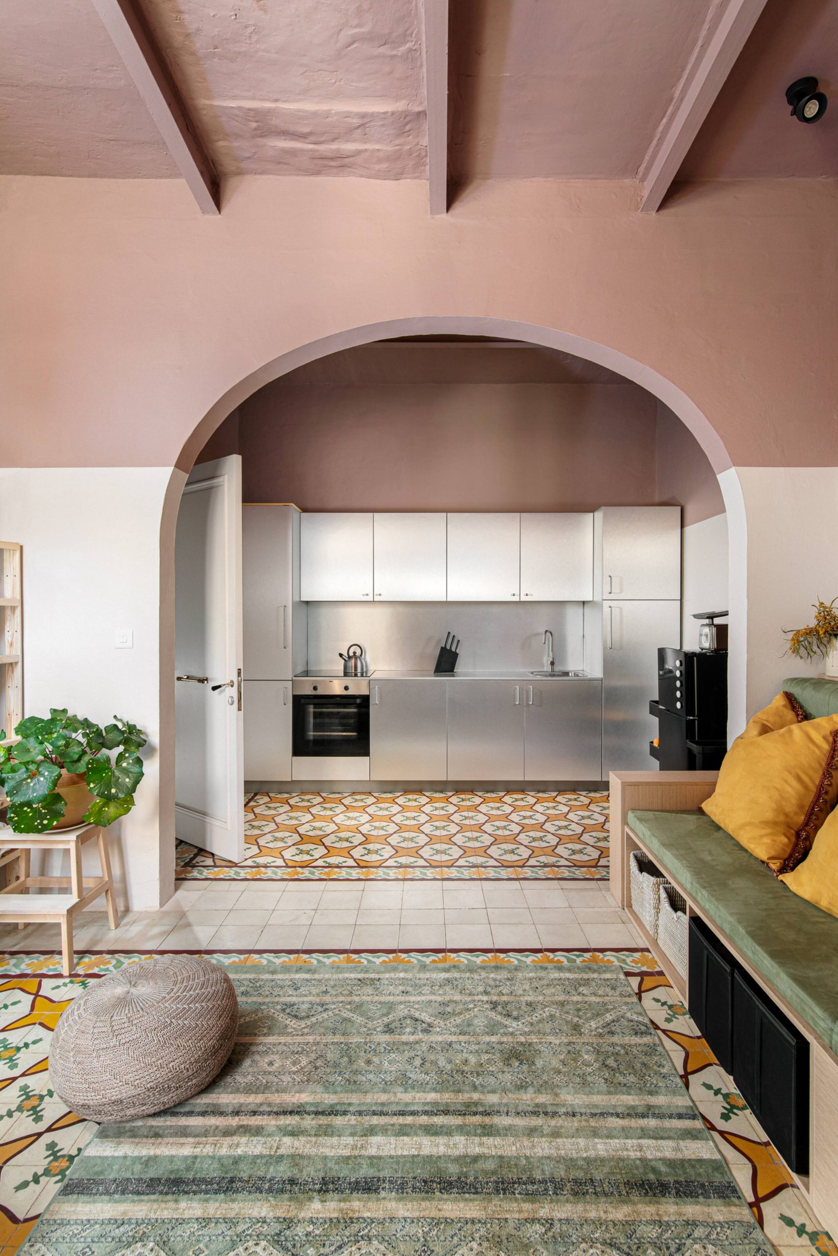 studio flat in Malta coloured and contemporary decor studio flat in Malta coloured and contemporary decor