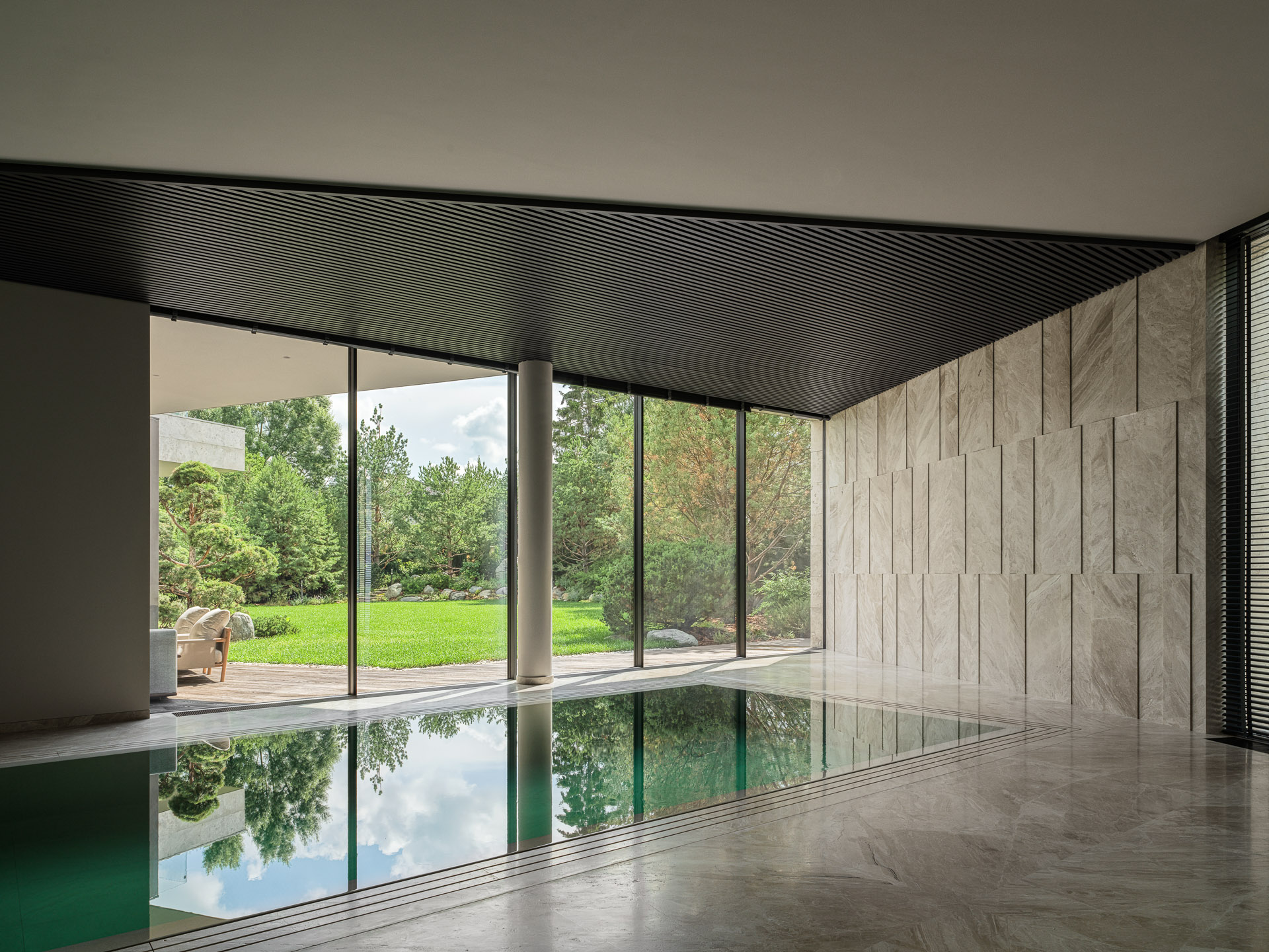 piscine intérieure avec baie vitrée décoration contemporaine maison contemporaine piscine intérieure avec baie vitrée décoration contemporaine maison contemporaine