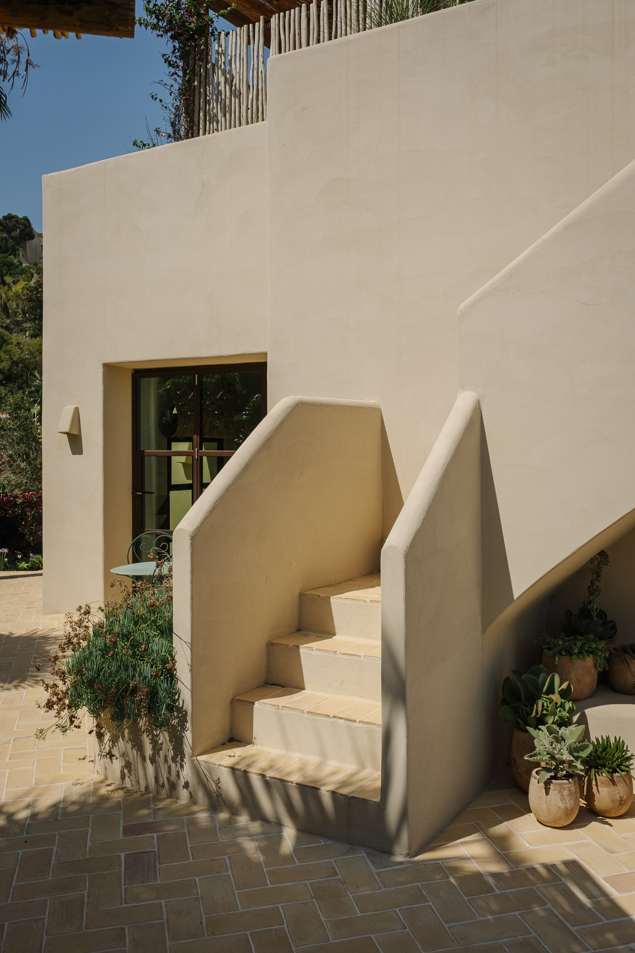 villa méditerranéenne contemporaine et passive avec piscine 