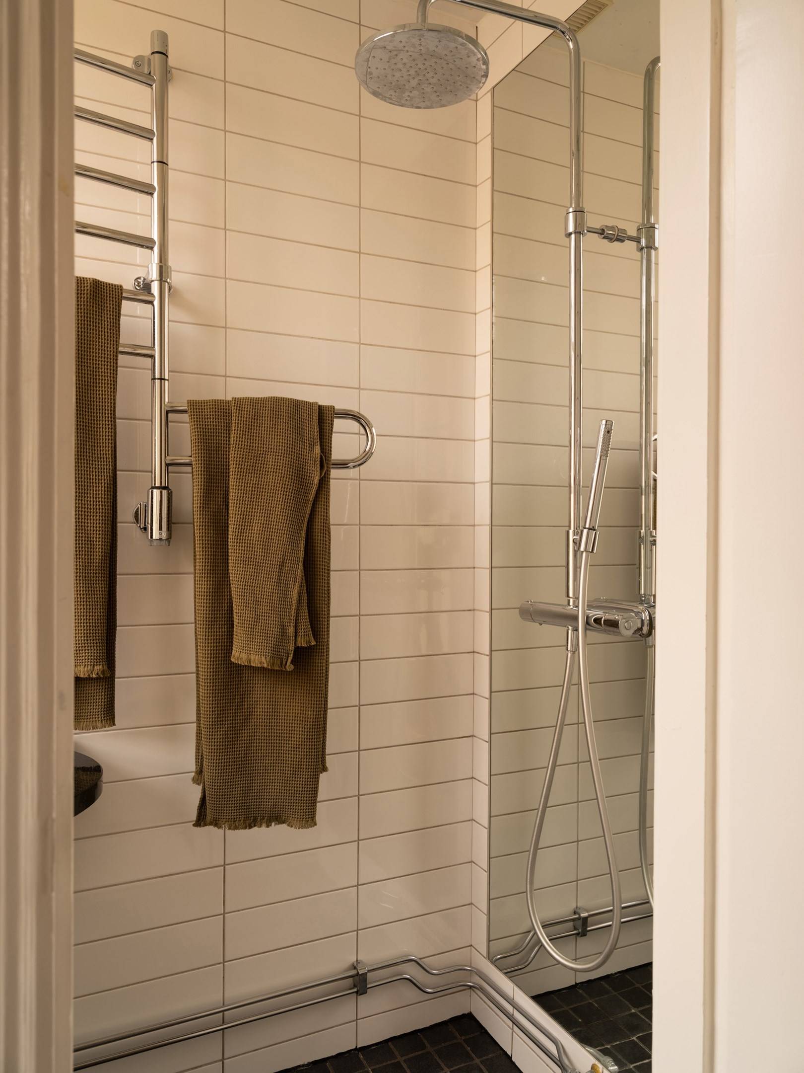 small bathroom small bathroom