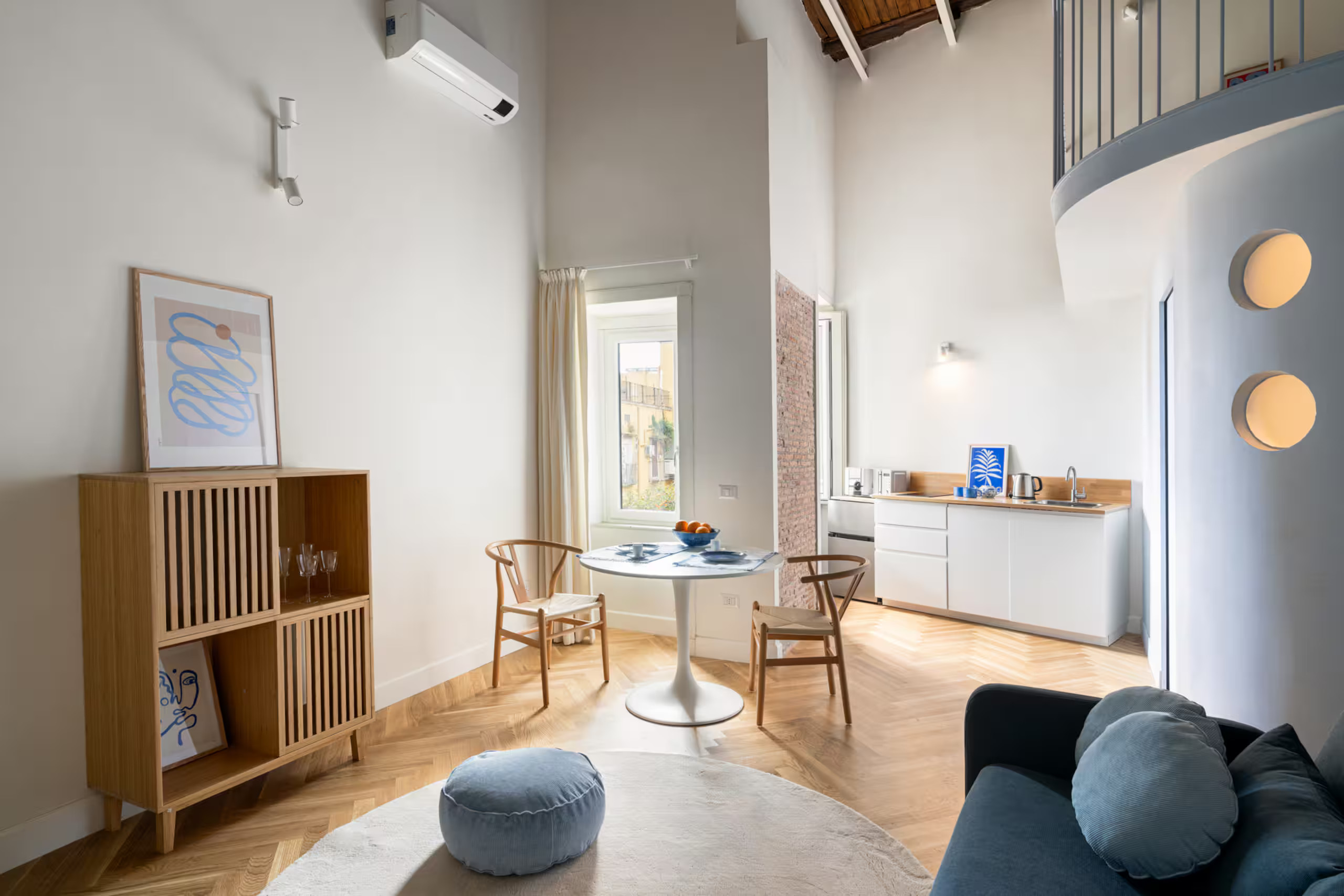 salon appartement à Naples rénovation design
