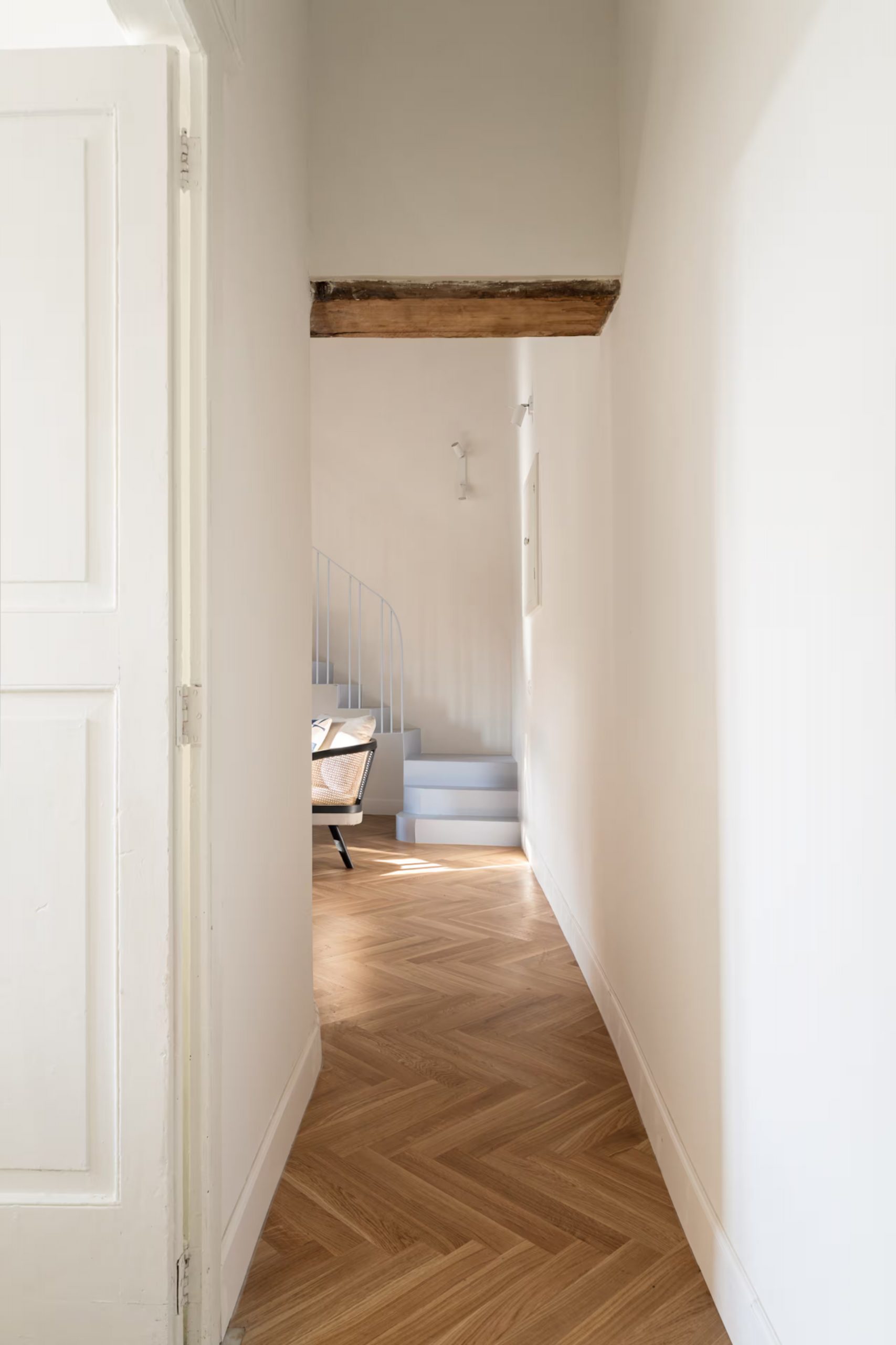 entrée appartement à Naples rénovation design