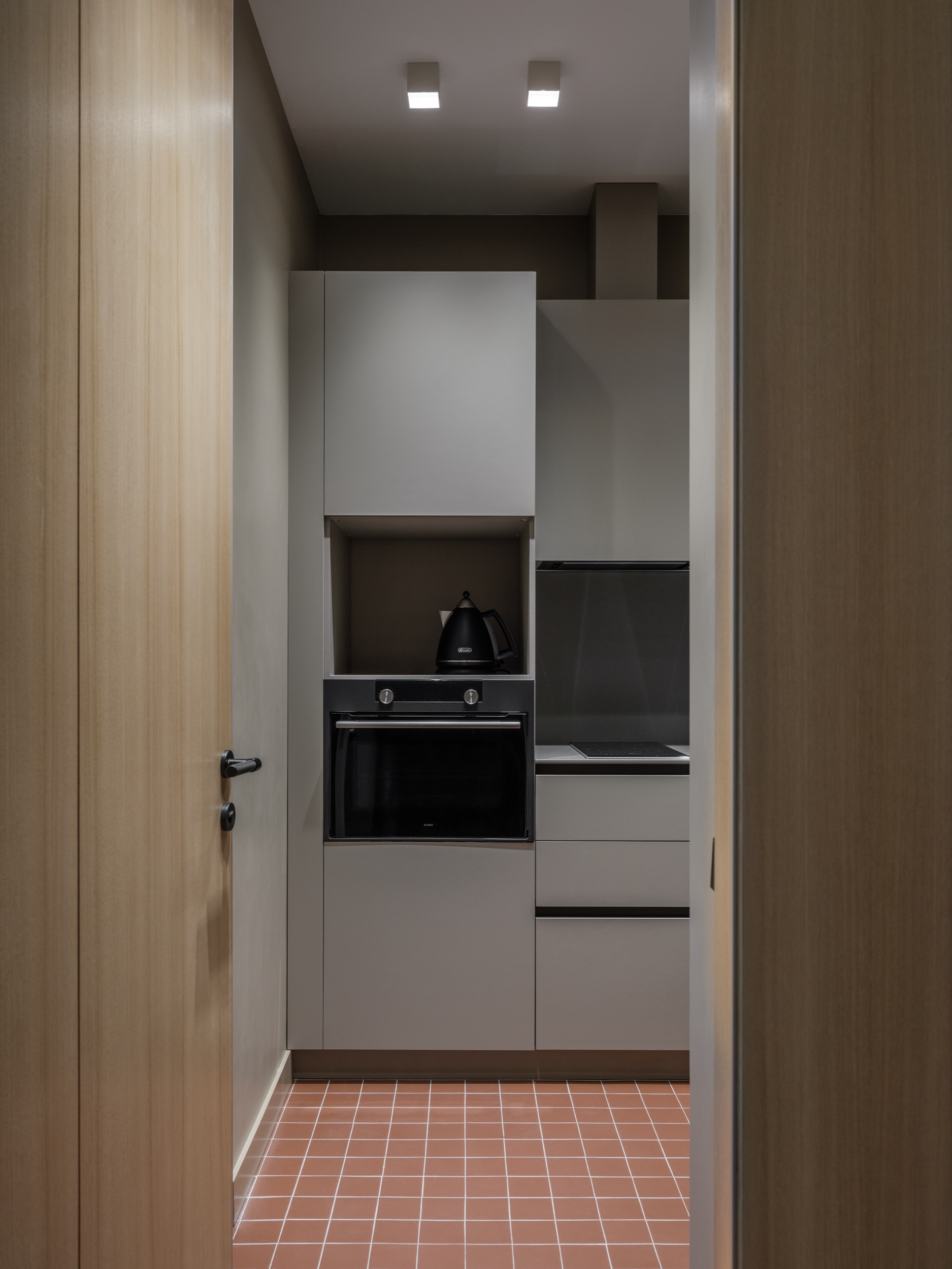 cuisine grise décoration contemporaine petit appartement 46m2