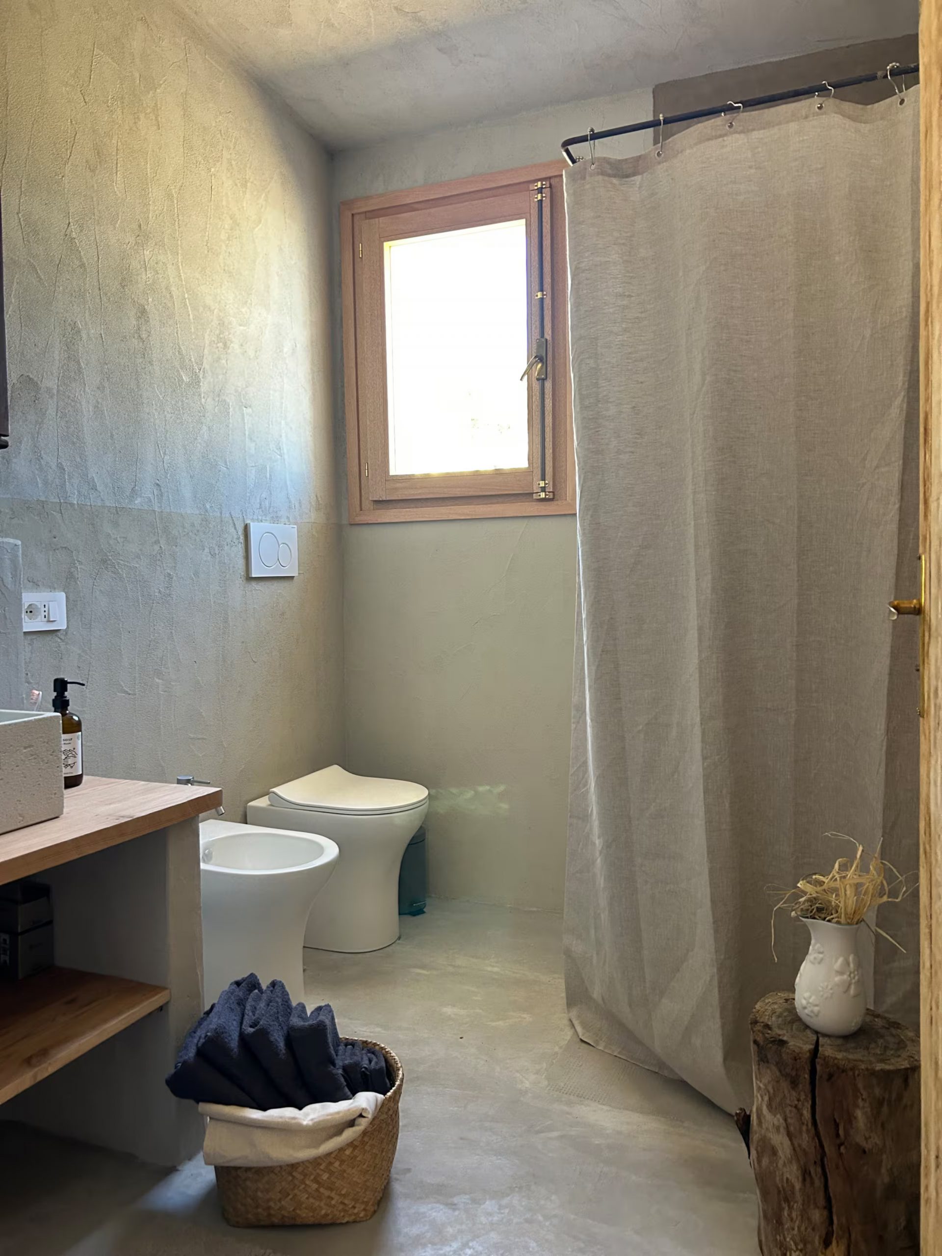 rustic bathroom in Sardinia home