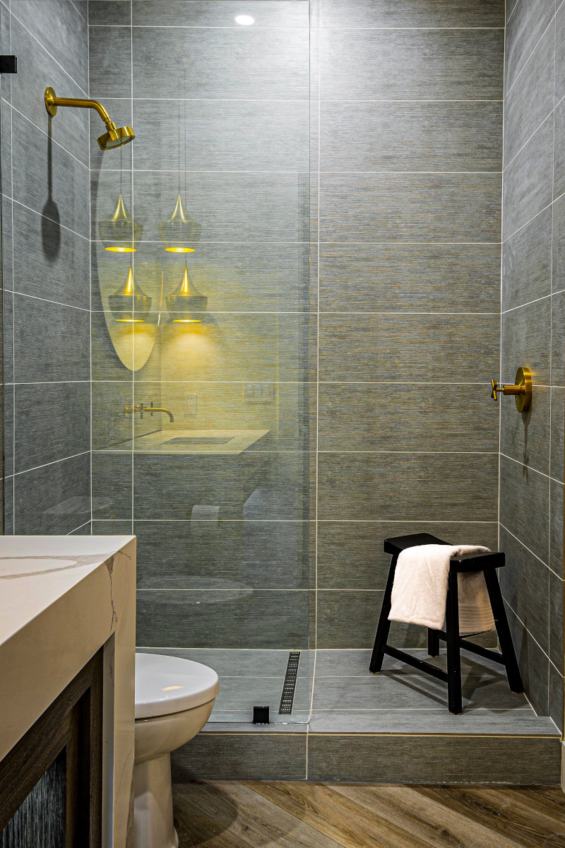salle de bain contemporaine avec douche carrelée salle de bain contemporaine avec douche carrelée