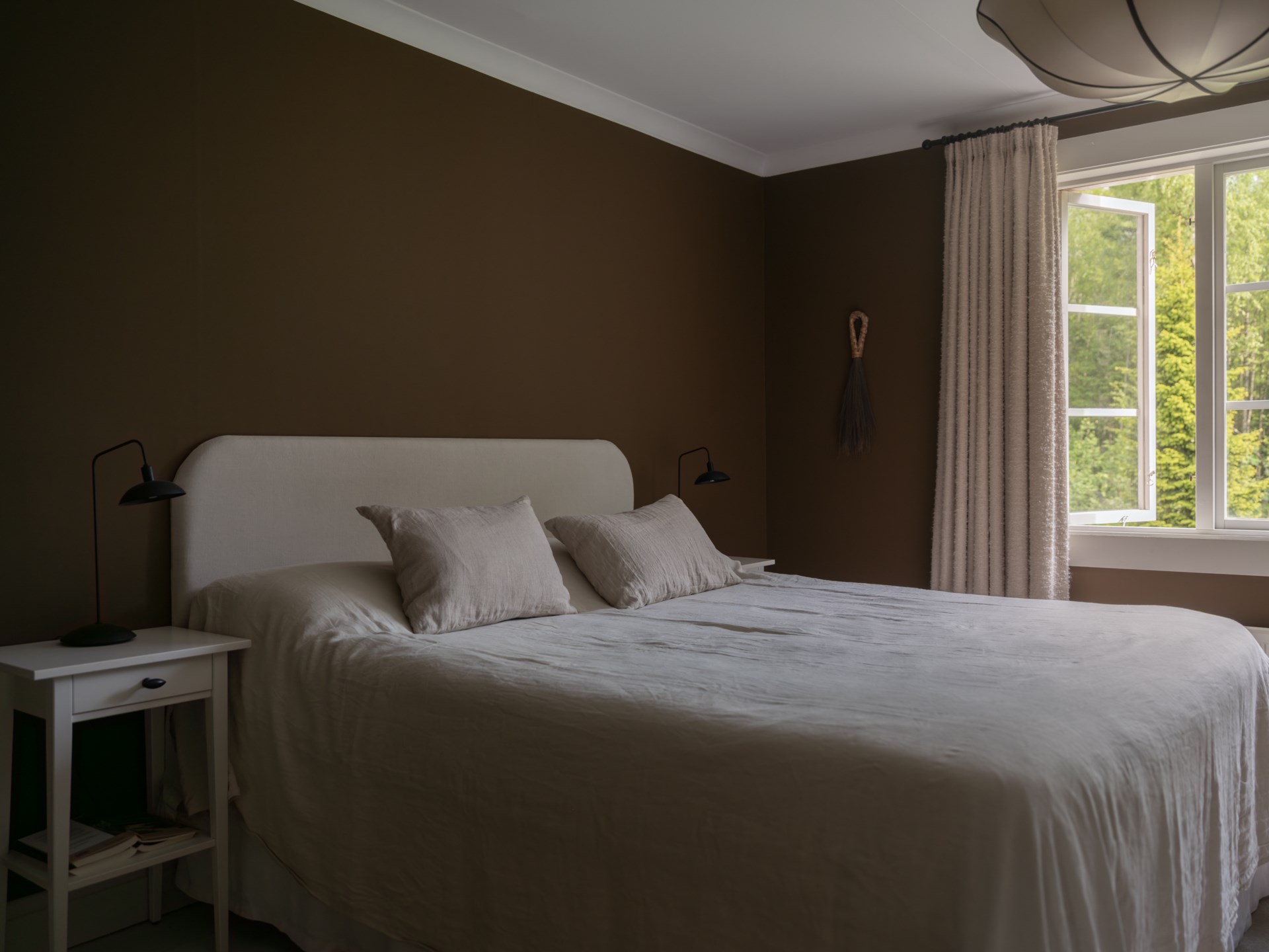 brown bedroom Scandinavian decor brown bedroom Scandinavian decor