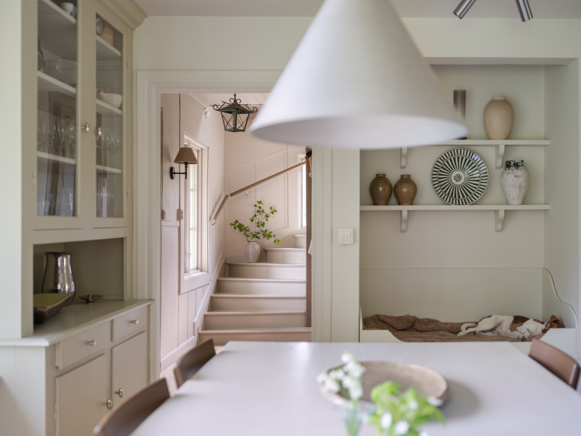 dining room neutral tons Scandinavian decor dining room neutral tons Scandinavian decor