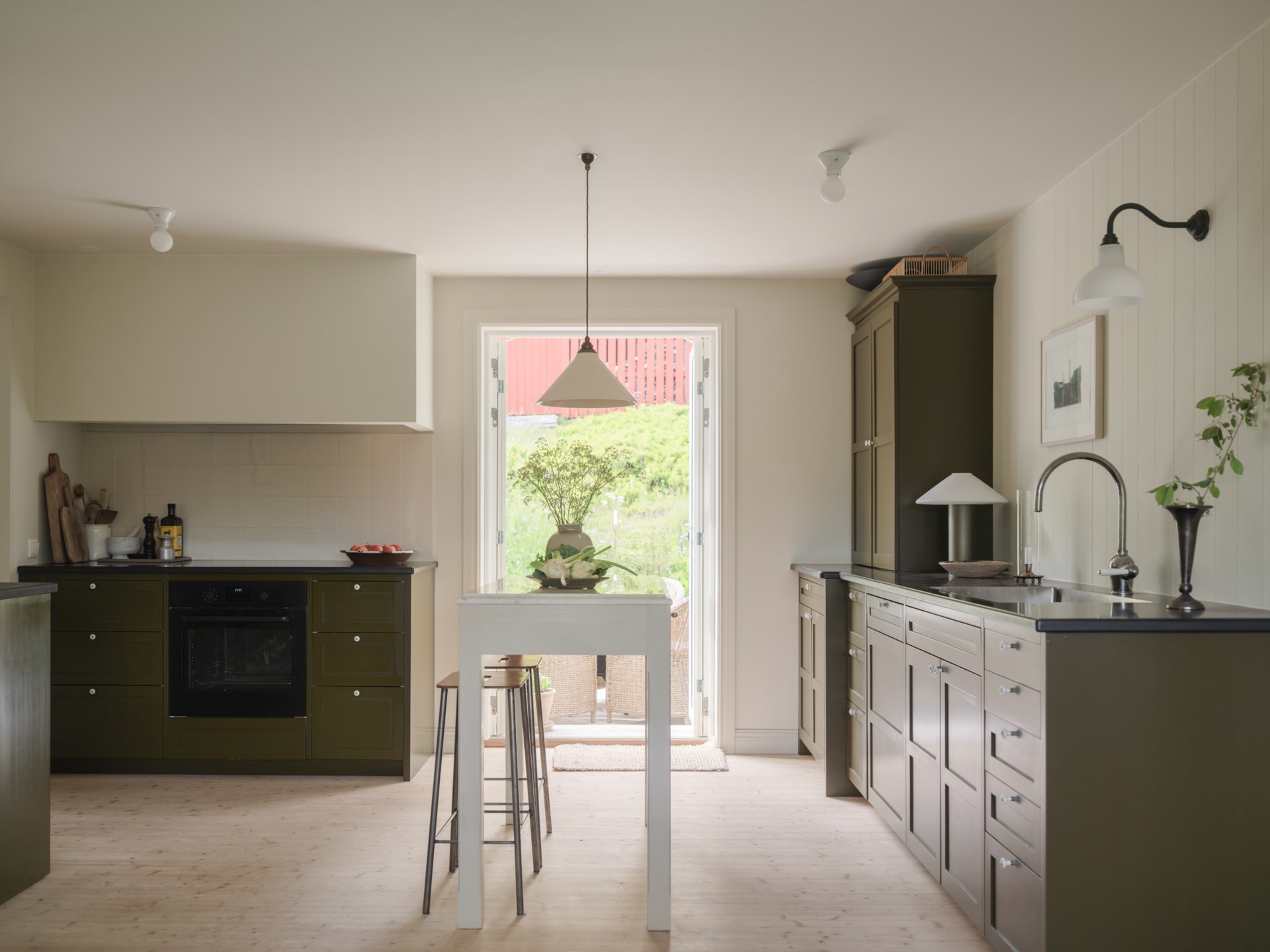 khaki Shaker kitchen Scandinavian decor khaki Shaker kitchen Scandinavian decor