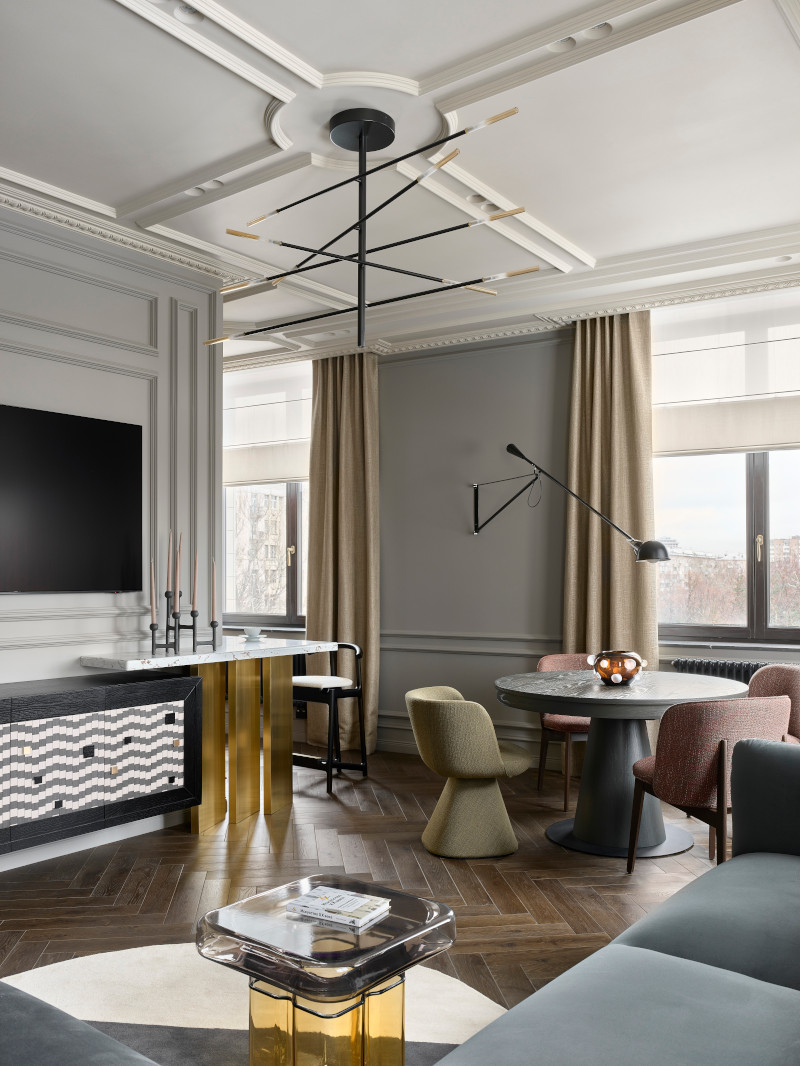 salon mur gris avec moulures décoration contemporaine appartement 140m2 salon mur gris avec moulures décoration contemporaine appartement 140m2