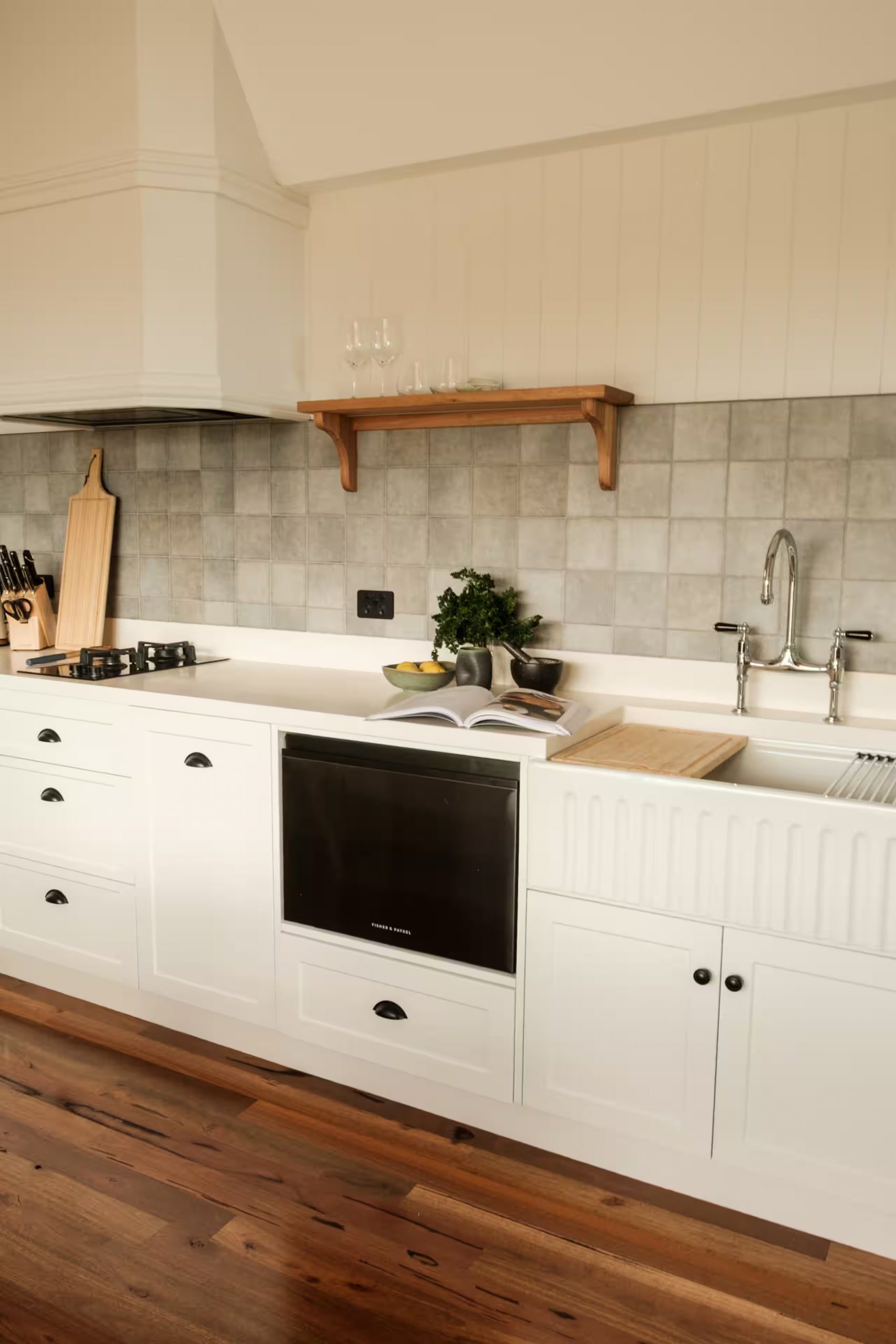white classic kitchen white classic kitchen