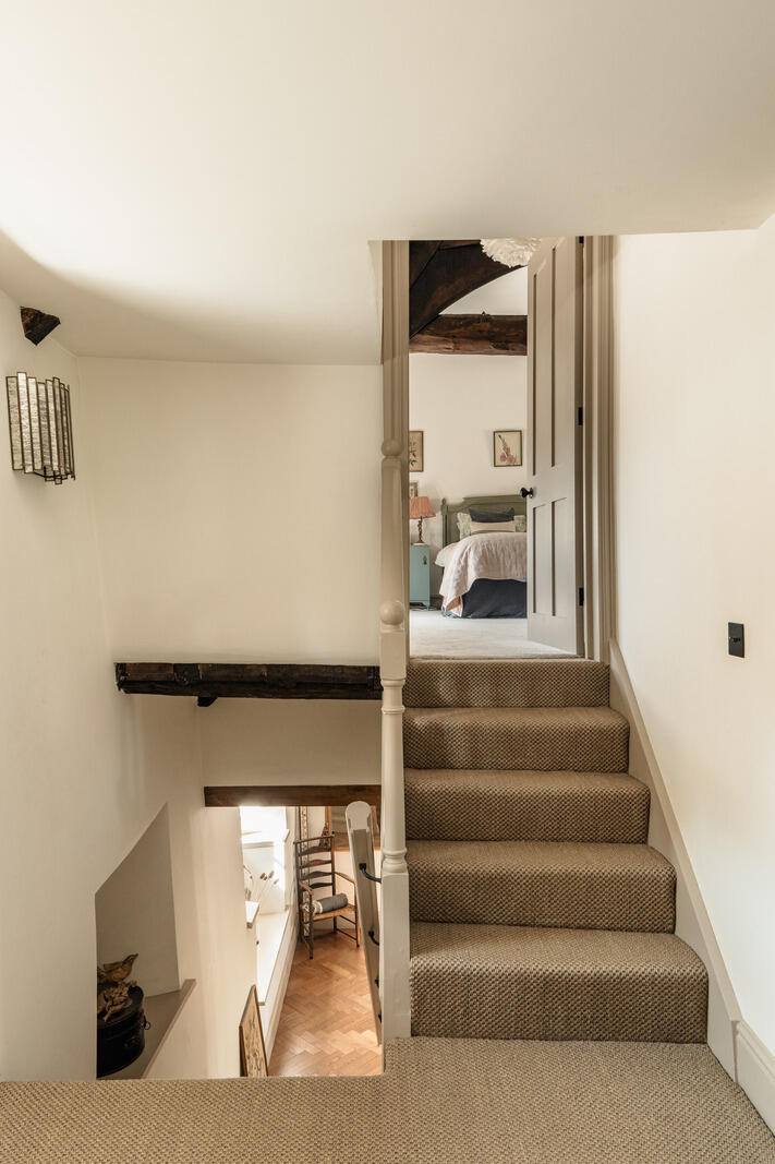 stairs to bedroom stairs to bedroom