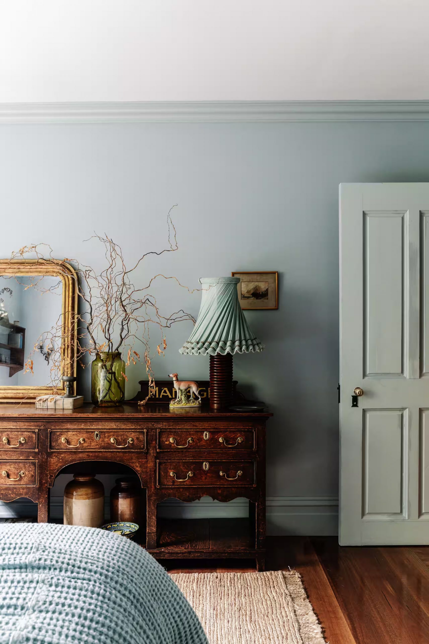 chambre verte décoration classique chic maison victorienne