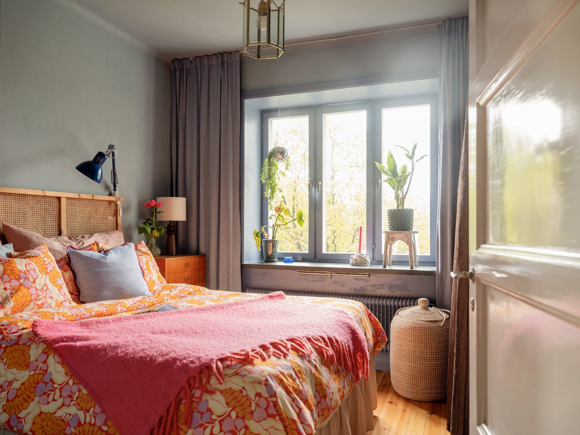 chambre bleue et orange