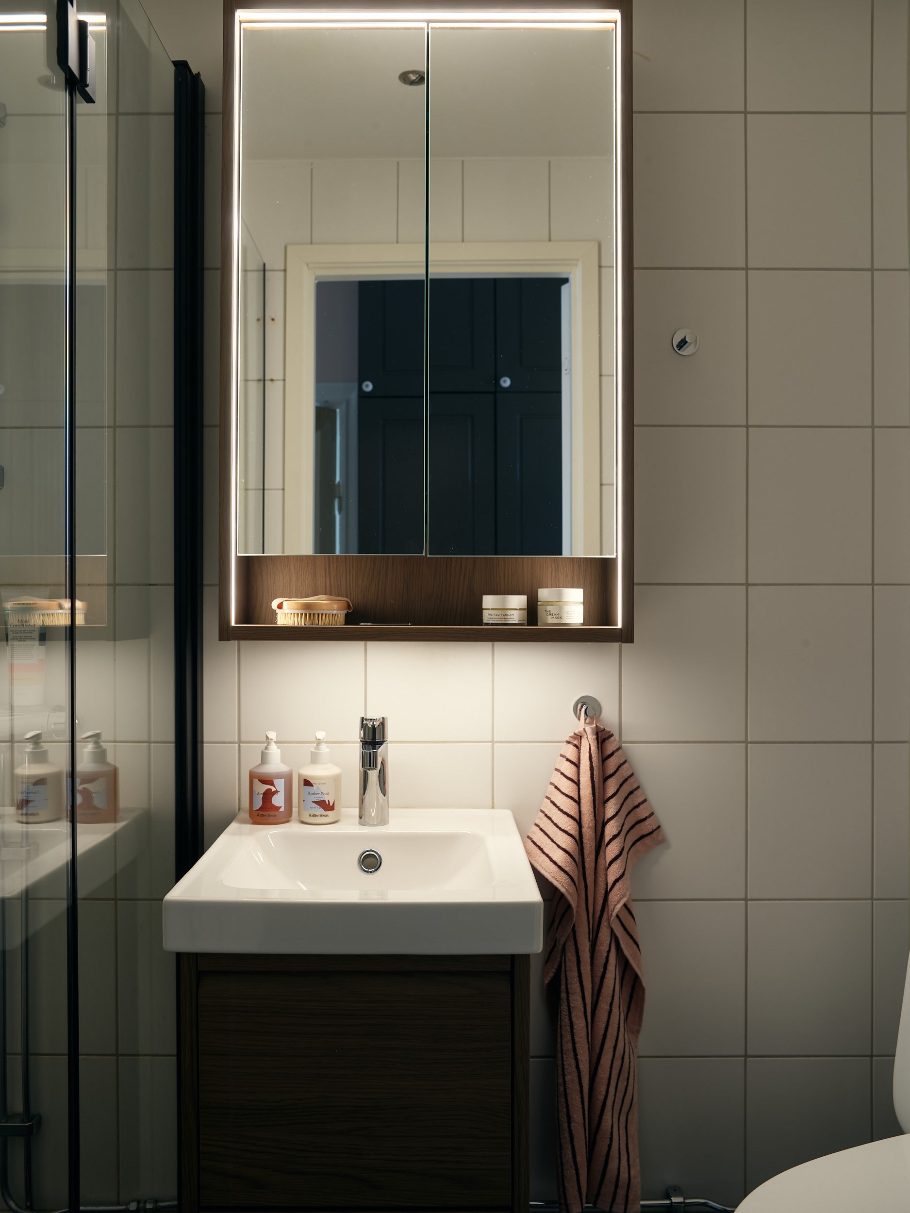 modern bathroom