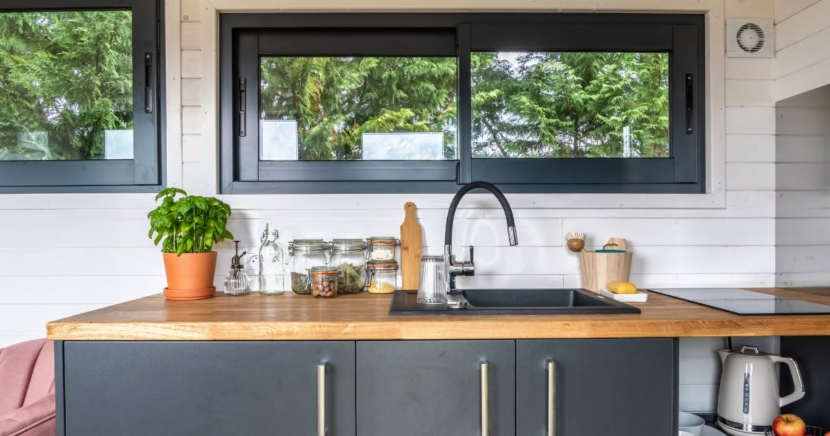 cuisine tiny house française Capucine par Quadrapol cuisine tiny house française Capucine par Quadrapol