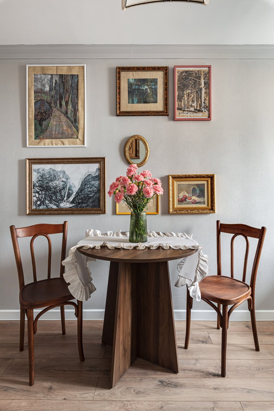 small dining room in kitchen vintage and contemporary decor 34sqm studio flat small dining room in kitchen vintage and contemporary decor 34sqm studio flat
