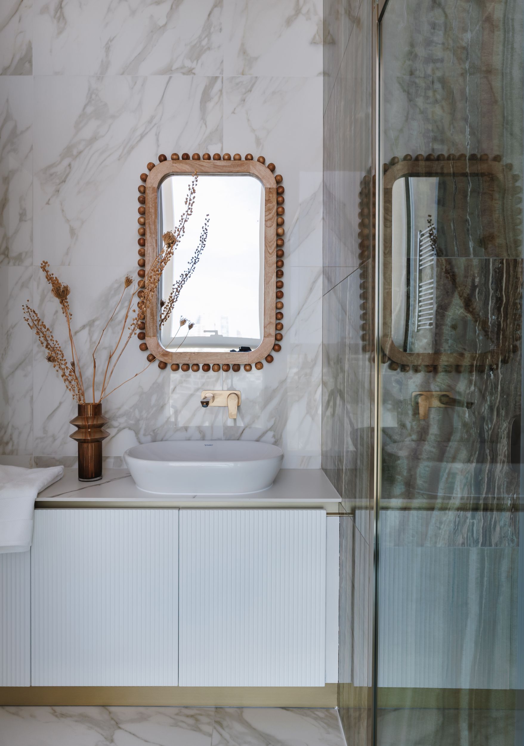 salle de bain marbre décoration contemporaine