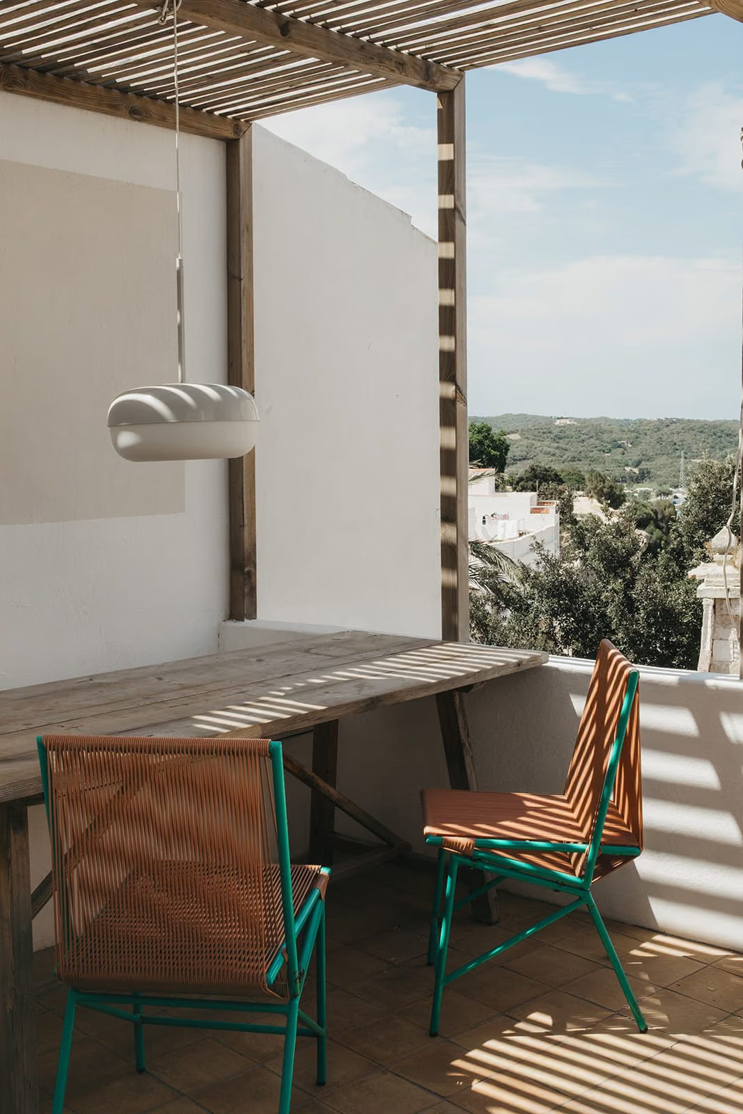 terrasse avec pergola maison de ville à Minorque