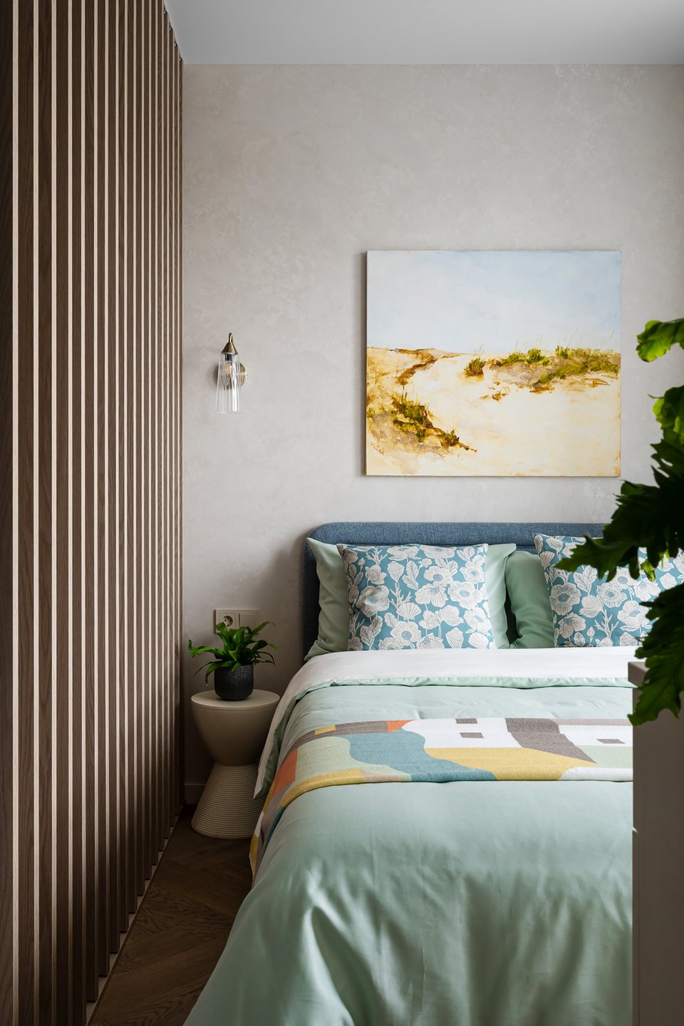 bedroom contemporary decor 39sqm studio with wooden partition