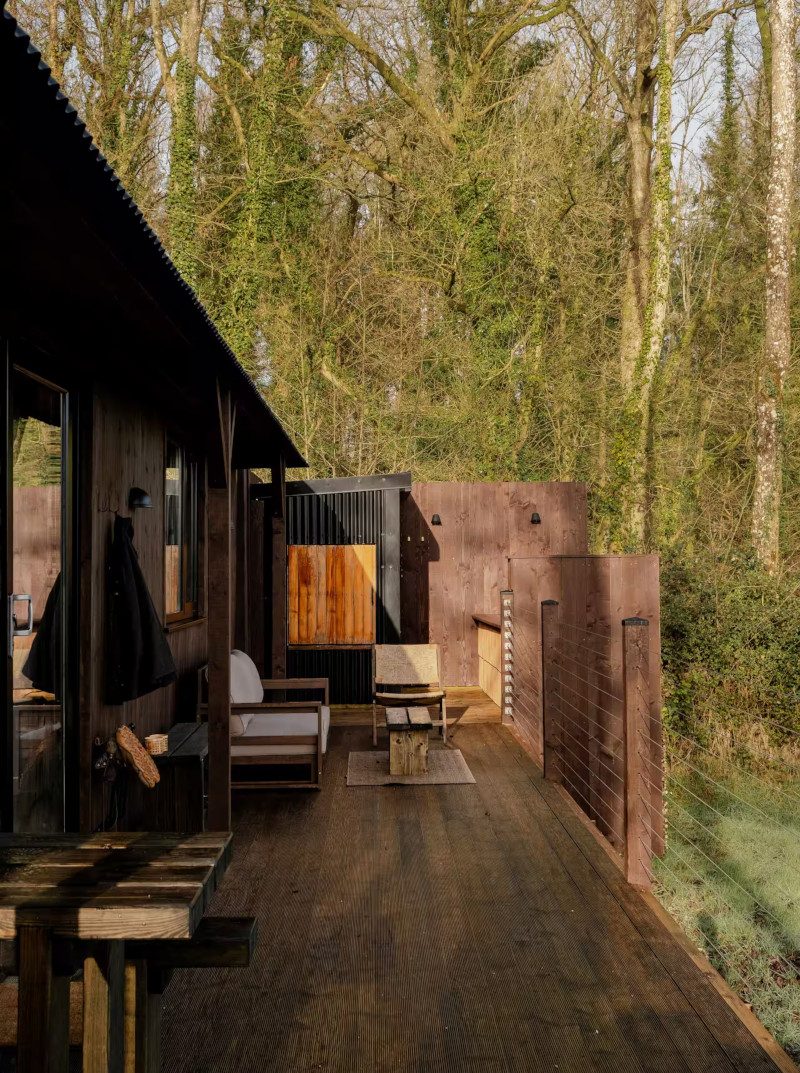 terrace small wooden house in Devon The Nook with sauna and Nordic bath