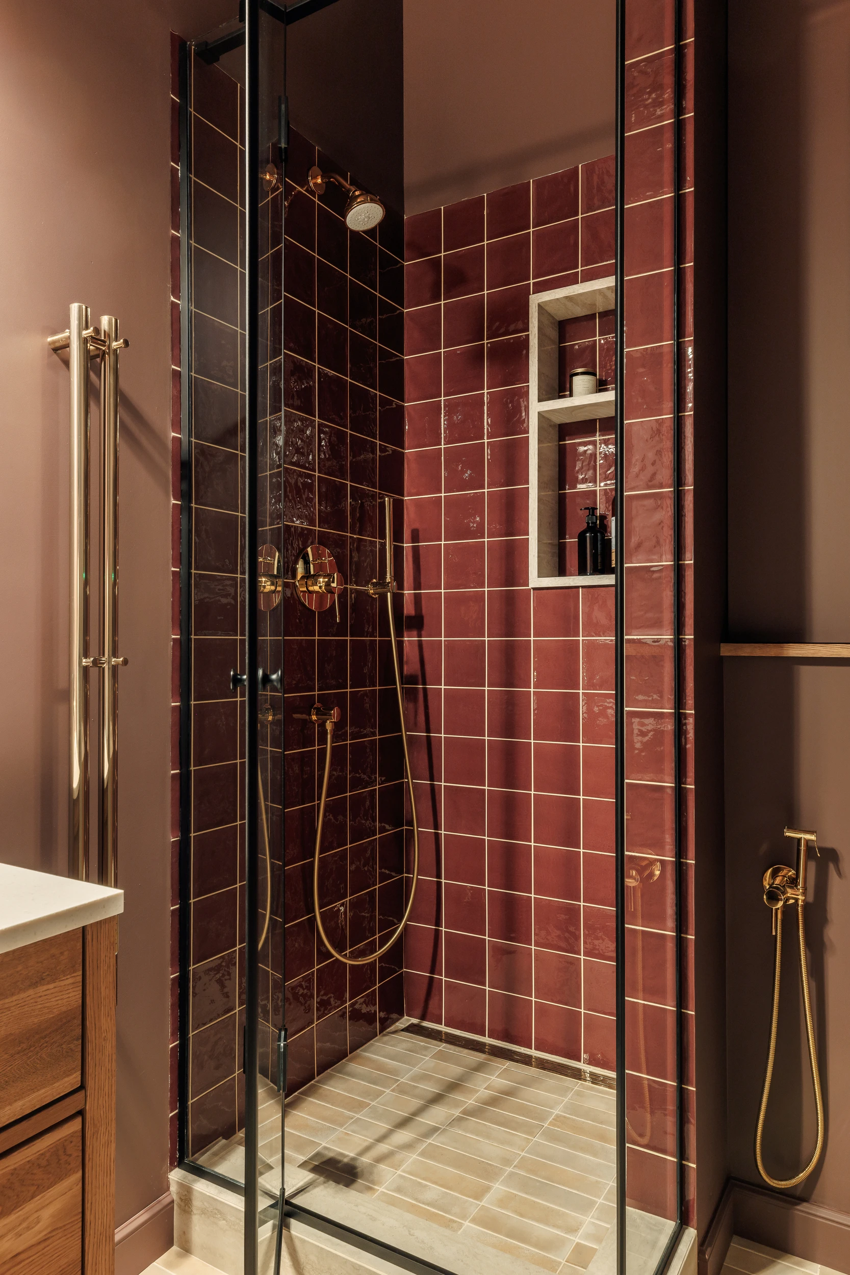 salle de bain bordeaux petit appartement de 48m2