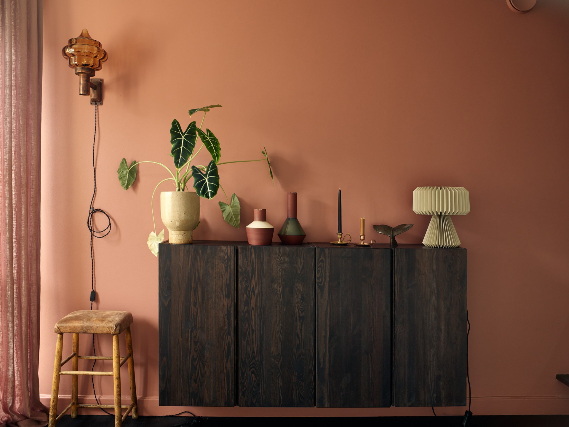 salon mur terracotta triplex de 81m2 décoration vintage et scandinave salon mur terracotta triplex de 81m2 décoration vintage et scandinave