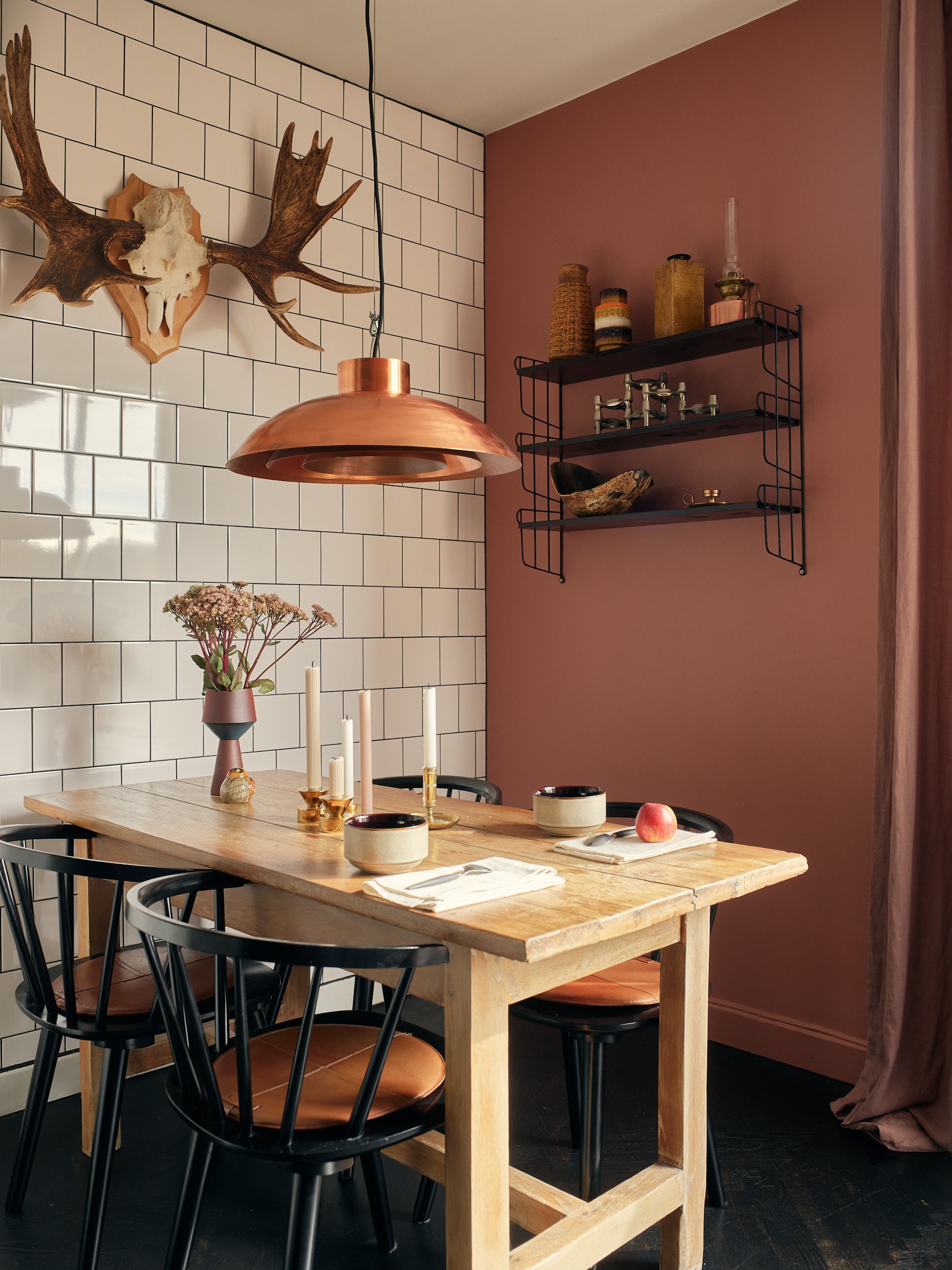 salle à manger mur terracotta triplex de 81m2 décoration vintage et scandinave salle à manger mur terracotta triplex de 81m2 décoration vintage et scandinave