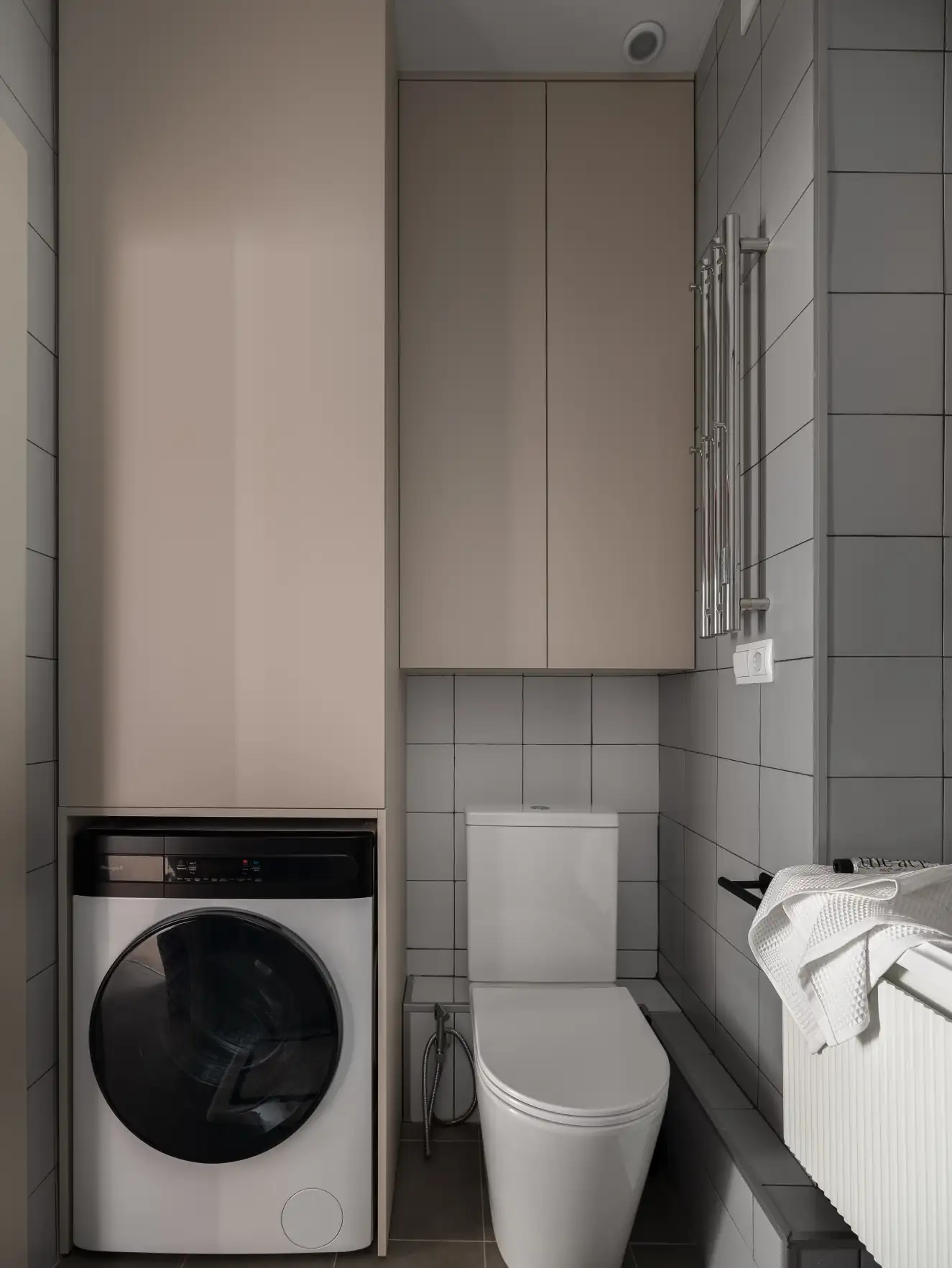 salle de bain grise et beige petit appartement de 44m2 décoration contemporaine