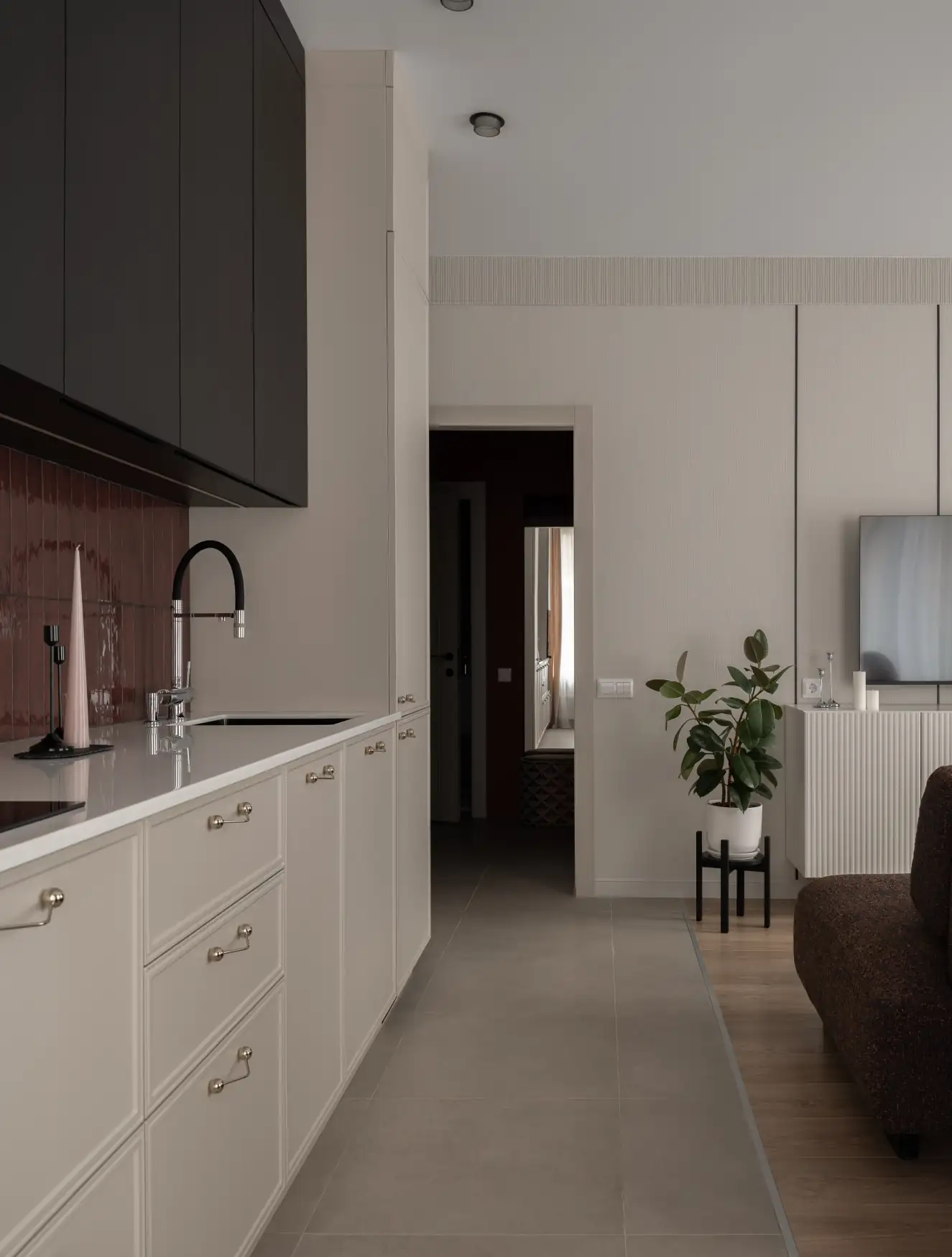 salon et cuisine ouverte petit appartement de 44m2 décoration contemporaine