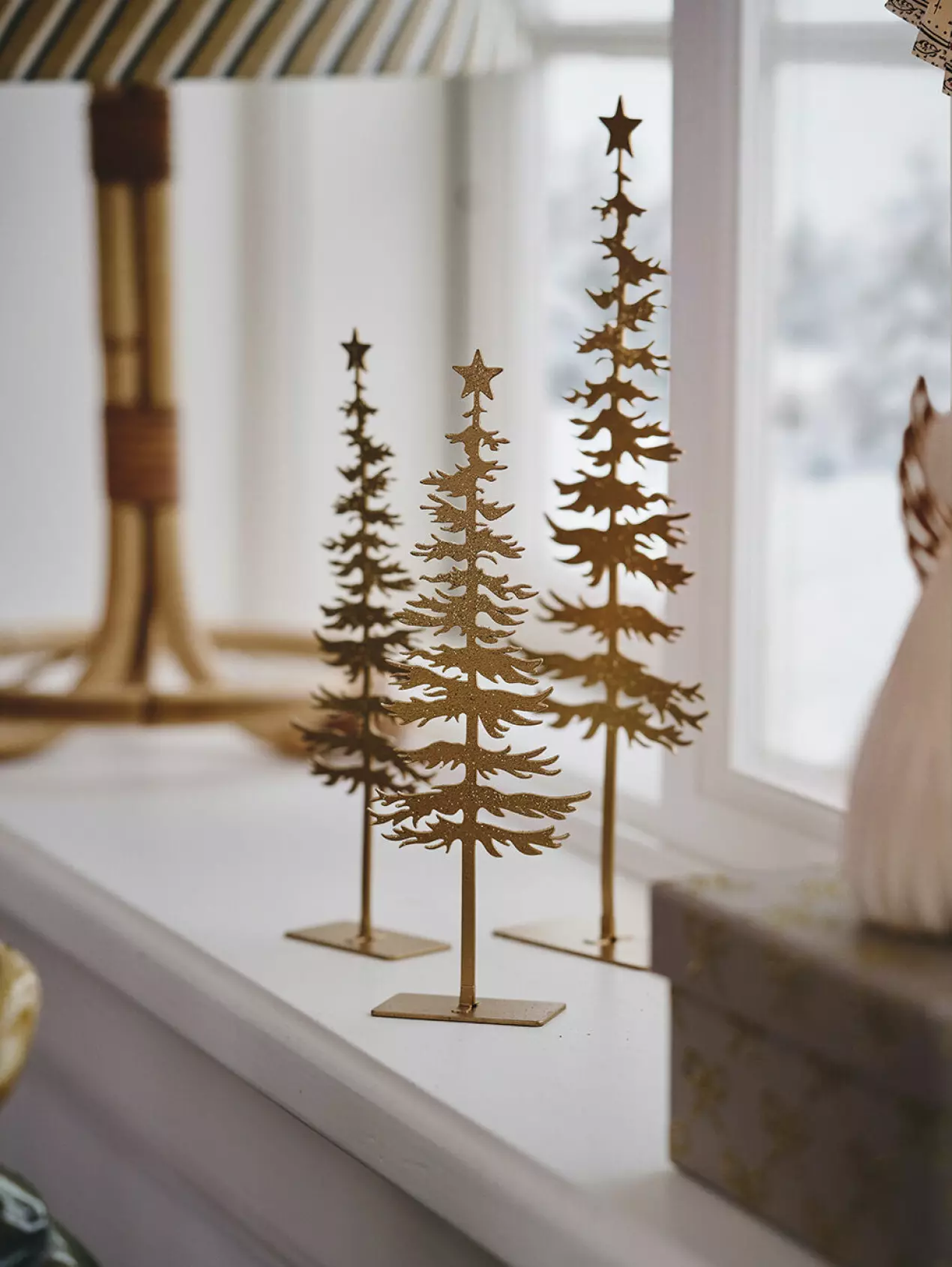 petits sapins métal doré collection Søstrene Grene Noël 2026 petits sapins métal doré collection Søstrene Grene Noël 2026