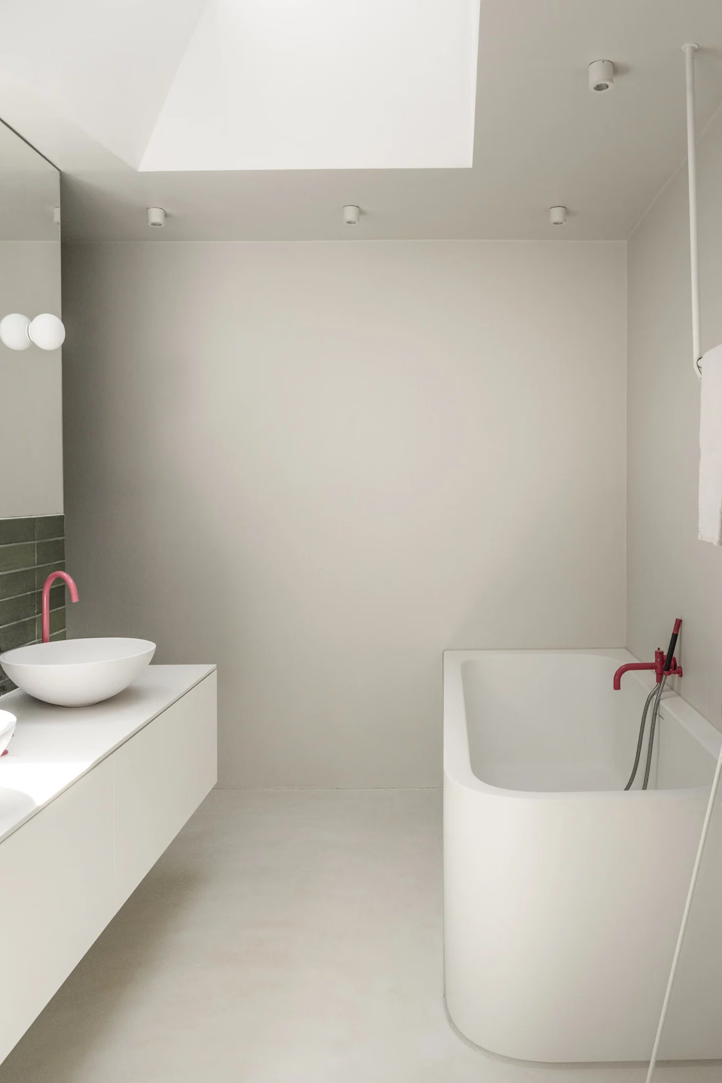 salle de bain verte et rose décoration design et contemporaine maison d'architecte