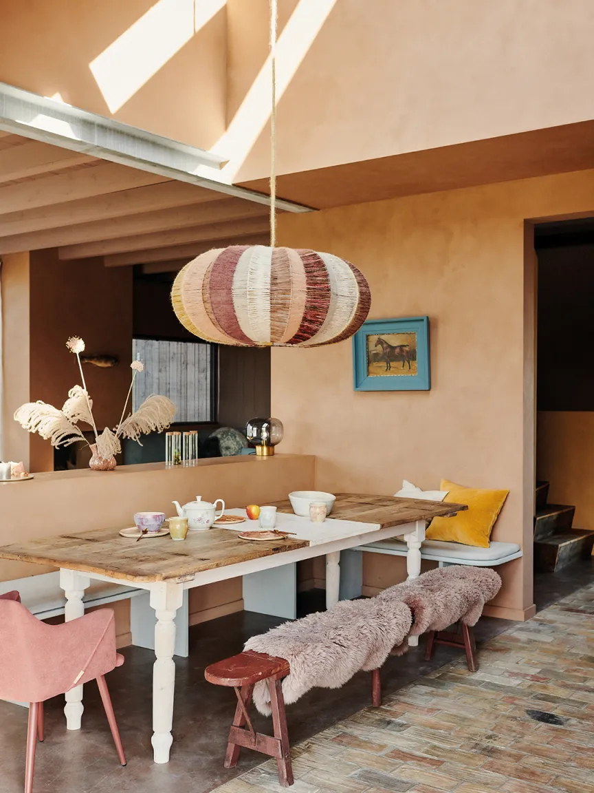 salle à manger murs terracotta décoration rustique chic et contemporaine salle à manger murs terracotta décoration rustique chic et contemporaine