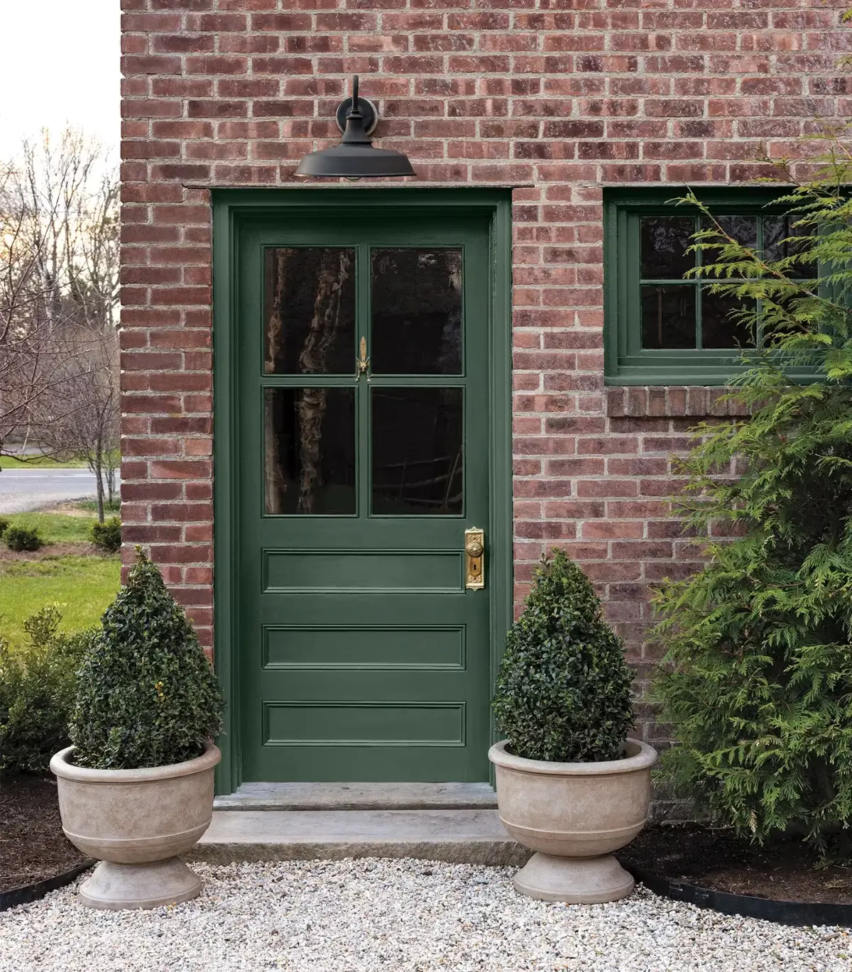 porte d porte d'entrée couleur de l'année 2027 Benjamin Moore Webster green