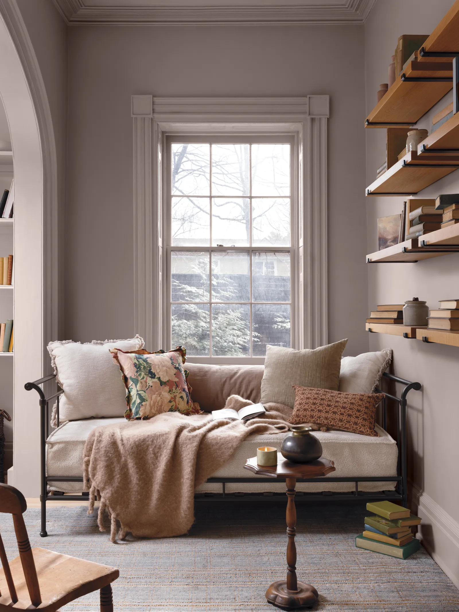 salon rose pâle décoration classique chic couleur de l salon rose pâle décoration classique chic couleur de l'année 2027 Benjamin Moore