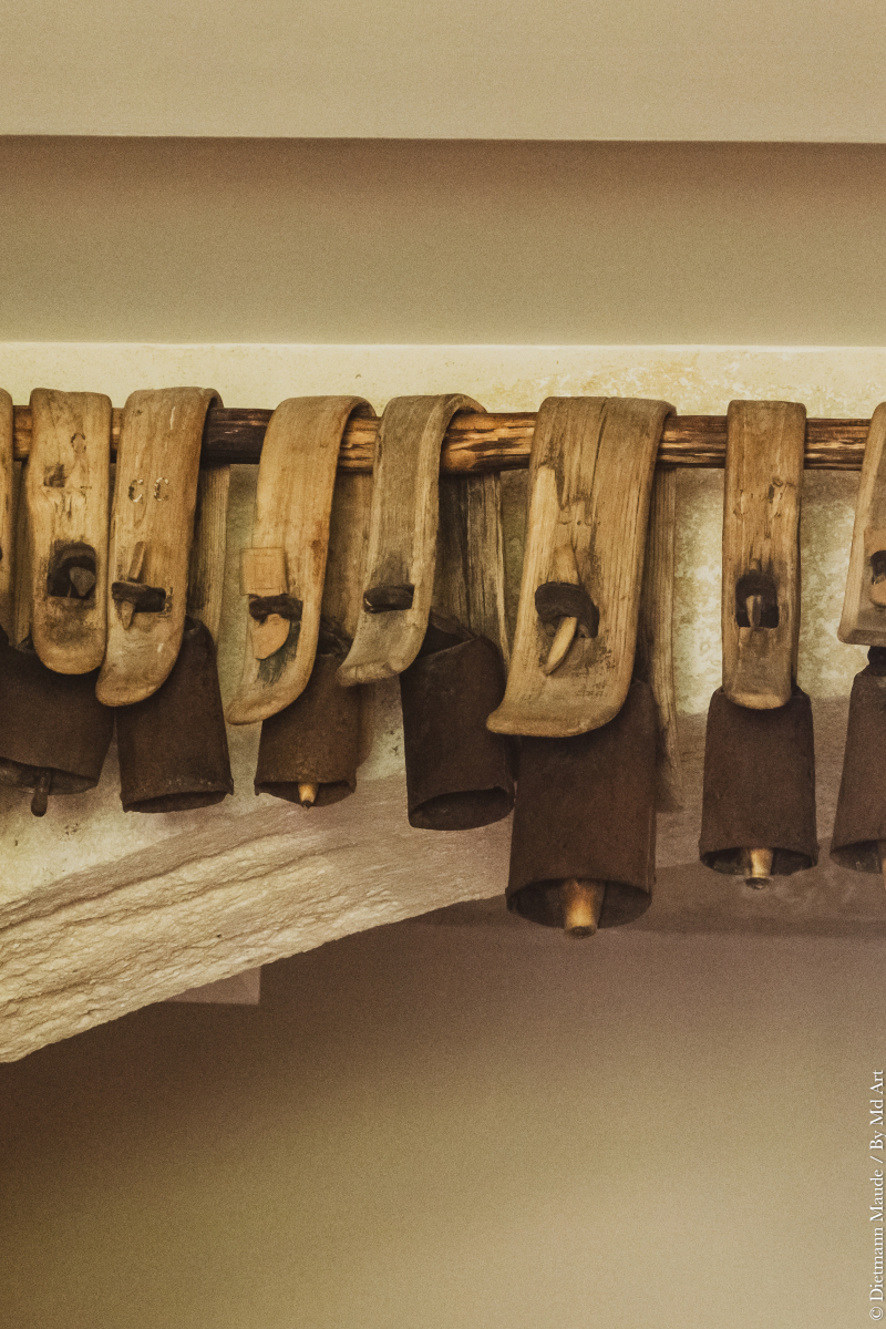 entryway rustic chic decor Mas de Peint Camargue France