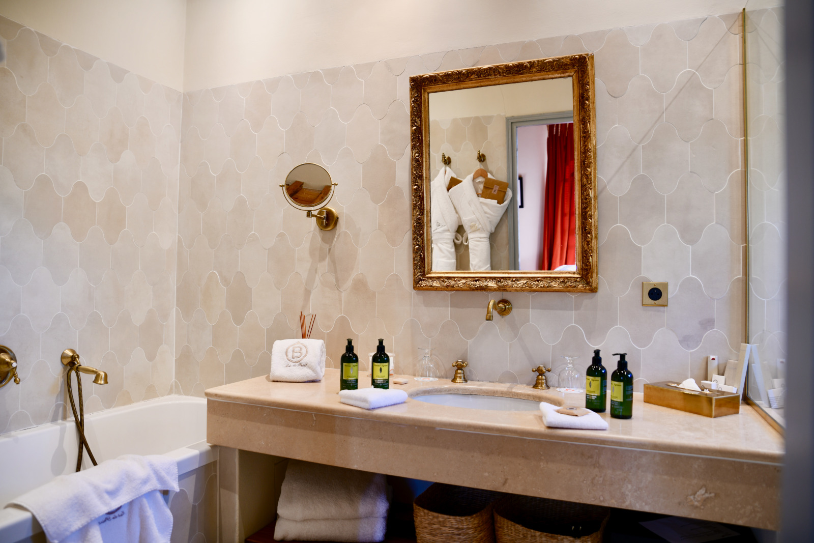 bathroom rustic chic decor Mas de Peint Camargue France