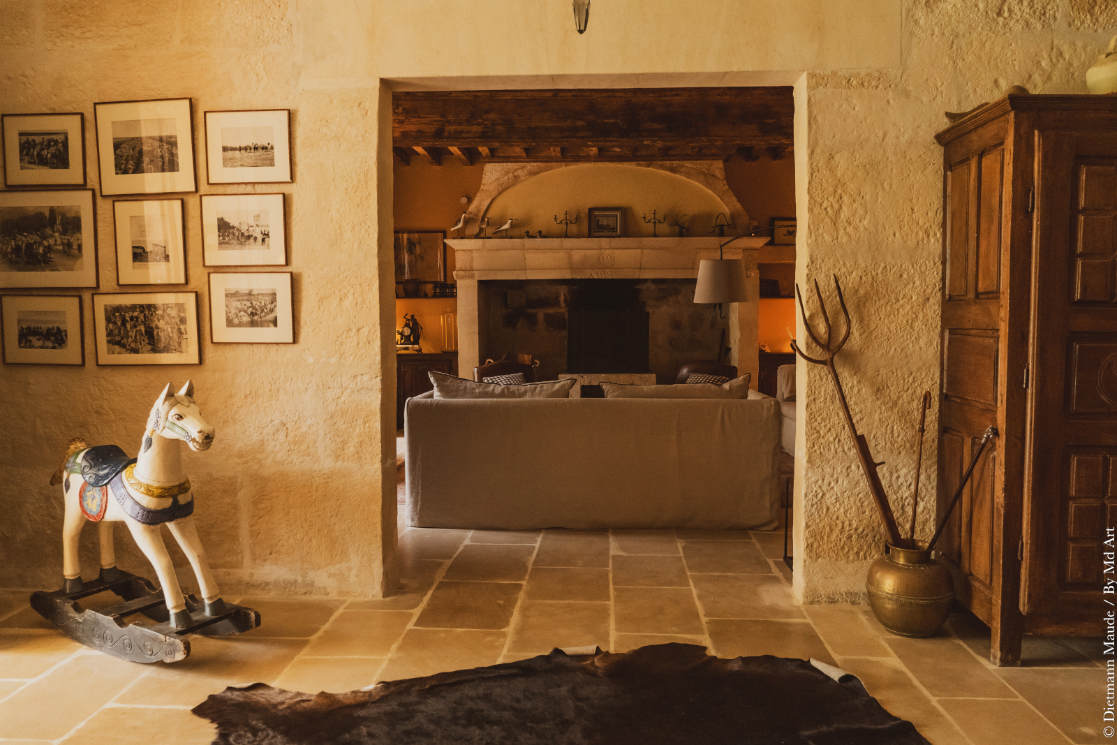 entryway with stone walls Provence's house