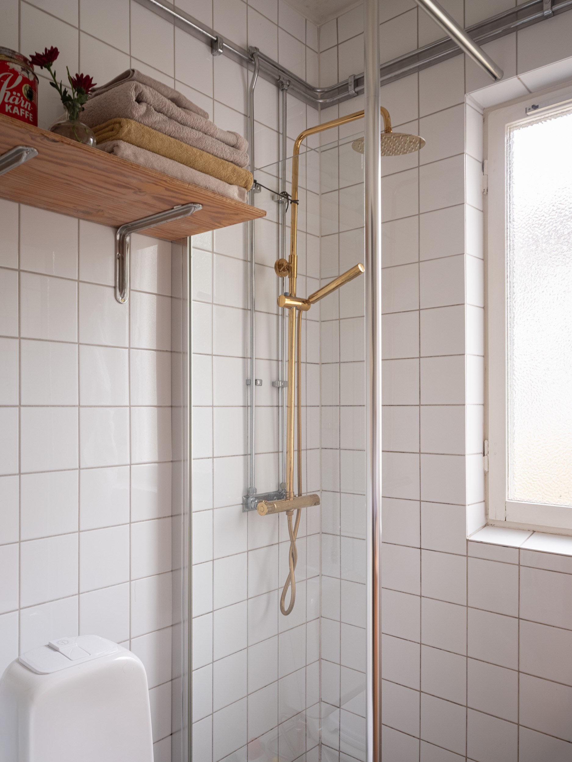 shower shower