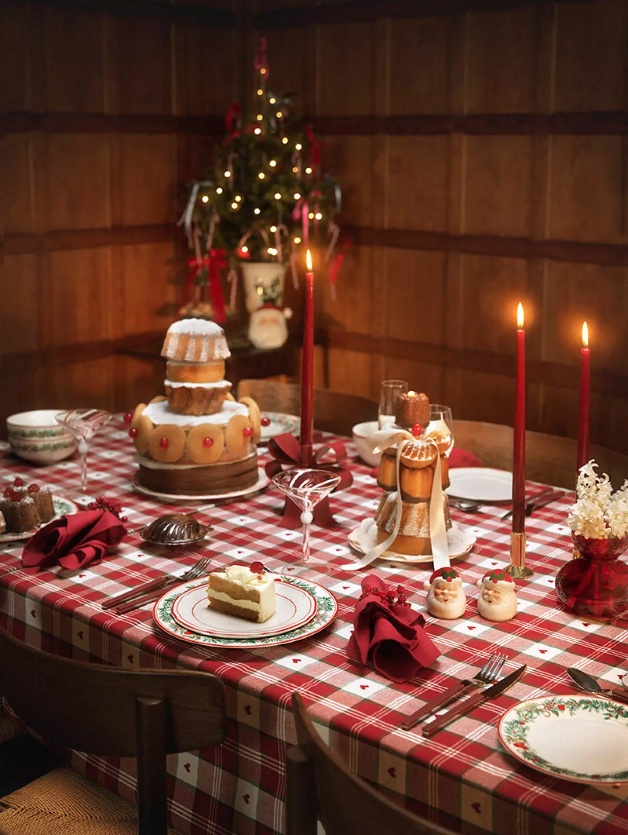 table nappe à carreaux décoration Noël 2026 chez Åhléns Home